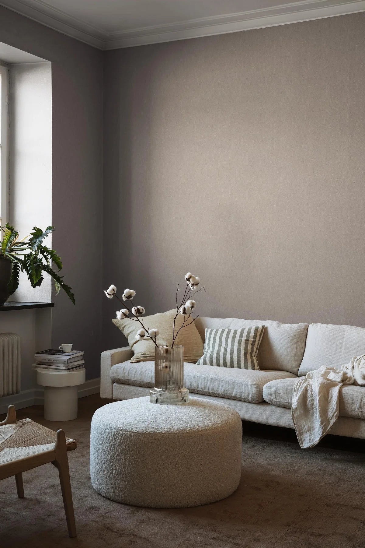 Tapeta so štruktúrou napodobňujúcou ľan LINEN - MUSCOT LINEN svetlohnedá