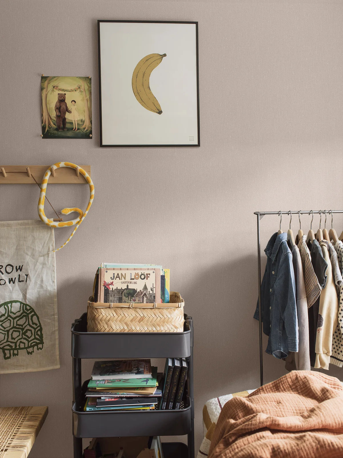 Tapeta so štruktúrou imitujúcou ľan LINEN - SOFT BLUSH svetloružová