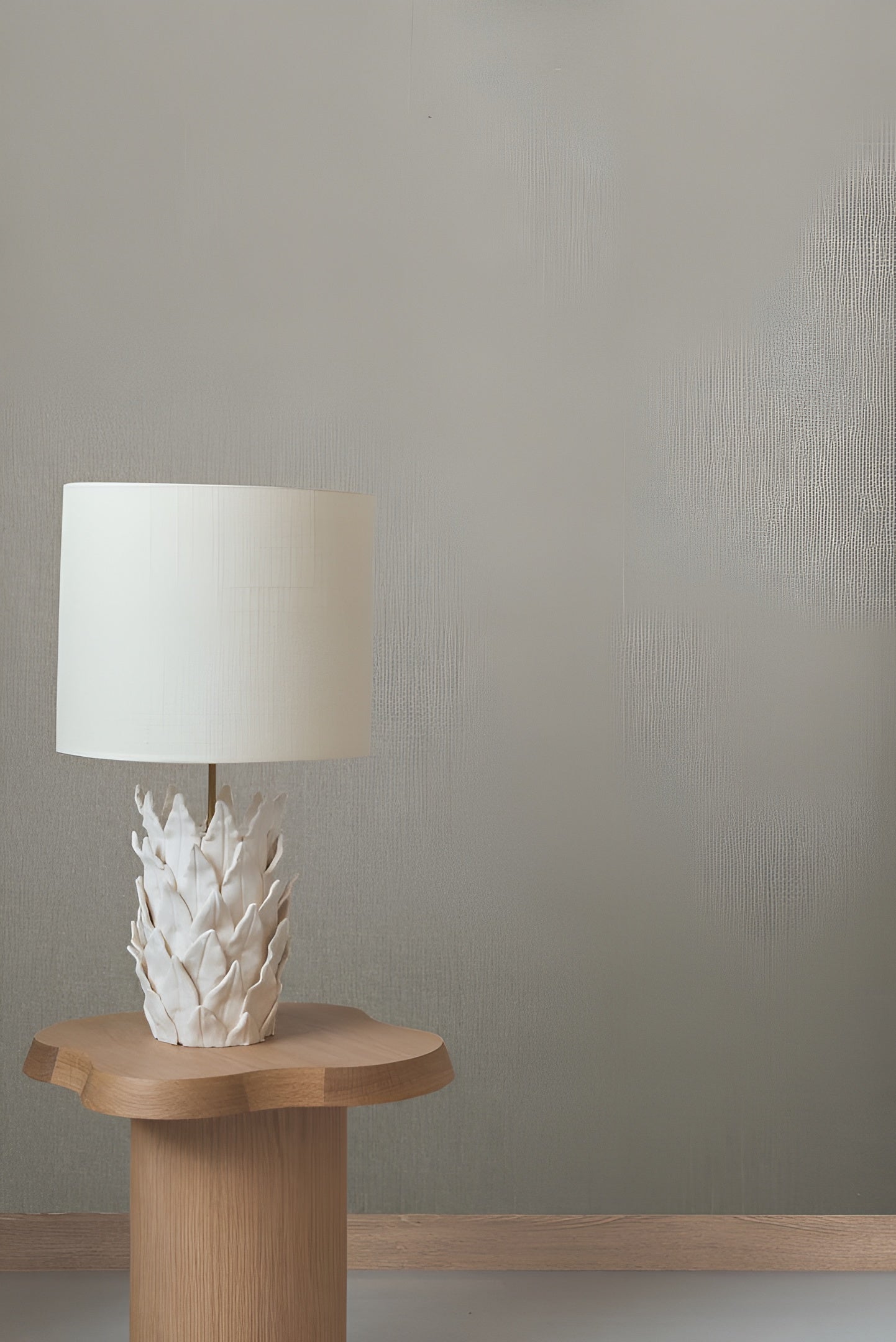 Linen textile wallpaper LINORA - BLANC PÉTALE warm white