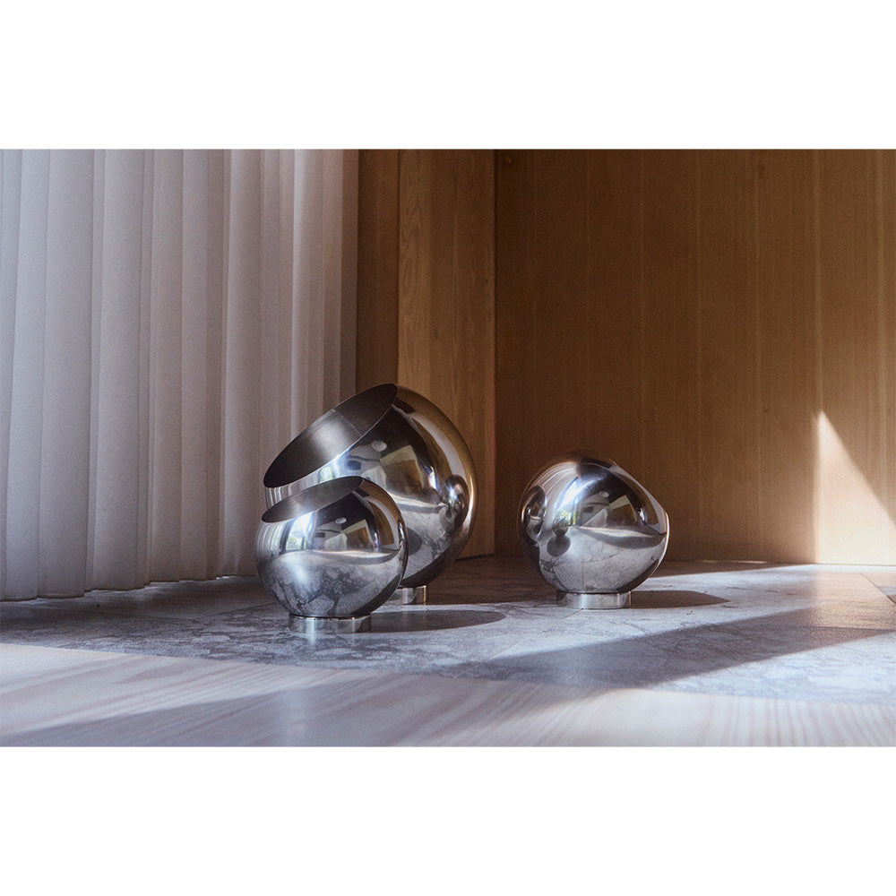 Stojaca nádoba GLOBE strieborná