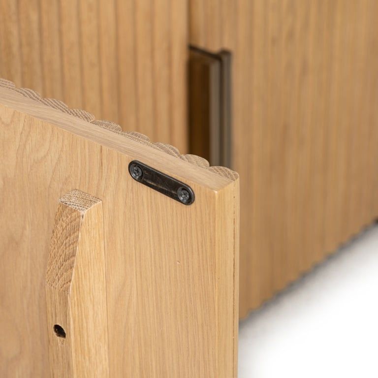 Televízna skrinka BELFORT dubová dyha