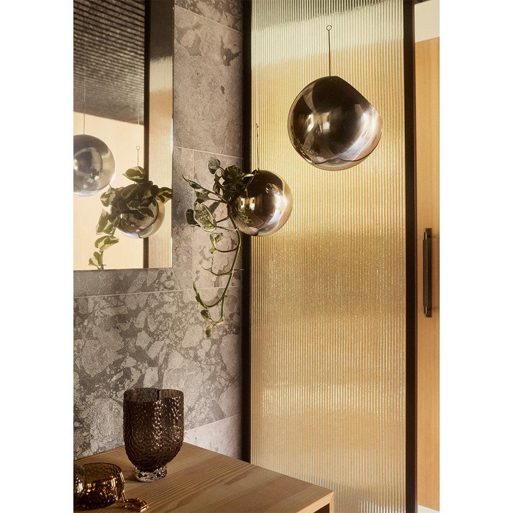 Závesná nádoba GLOBE strieborná