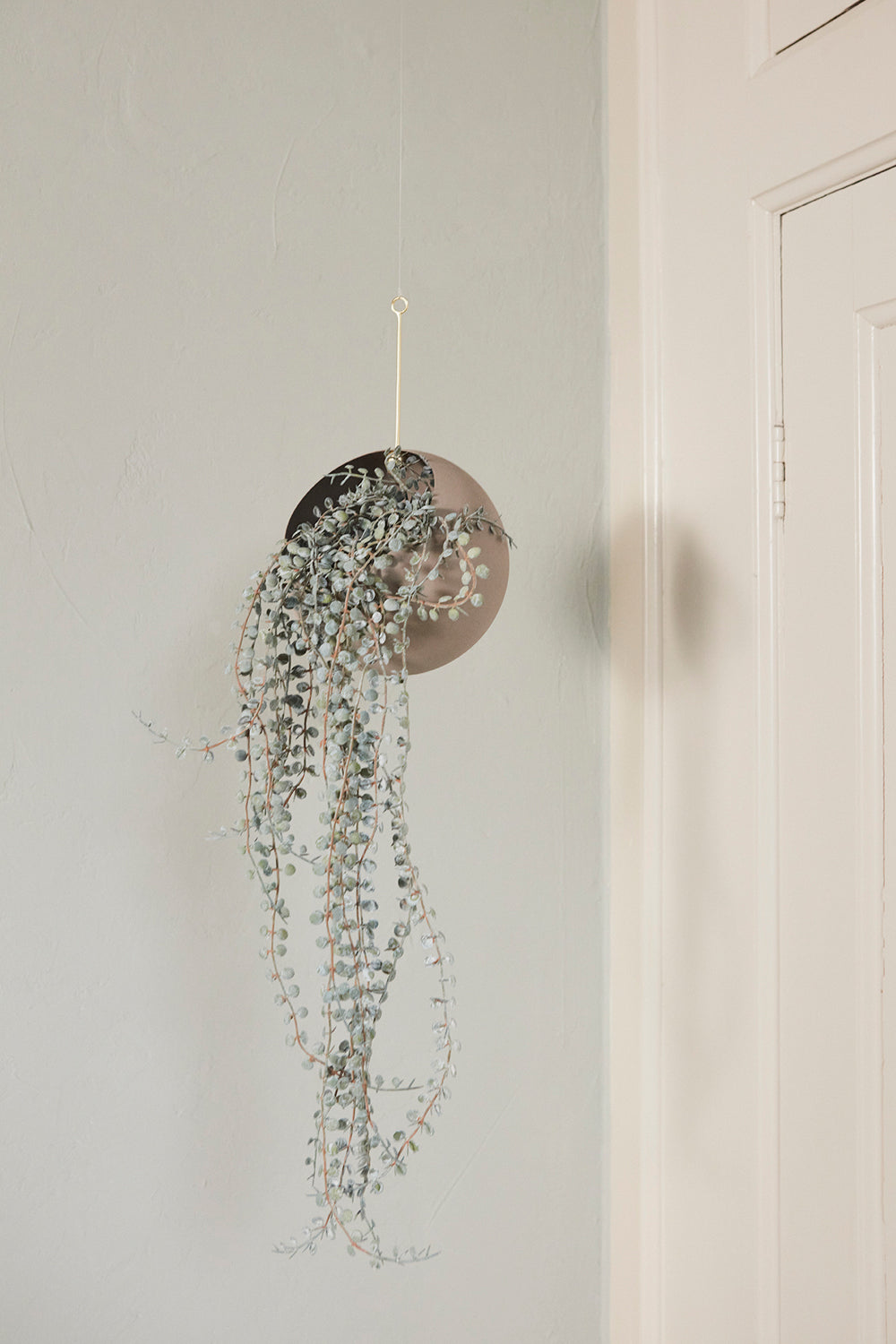 Závesná nádoba GLOBE taupe