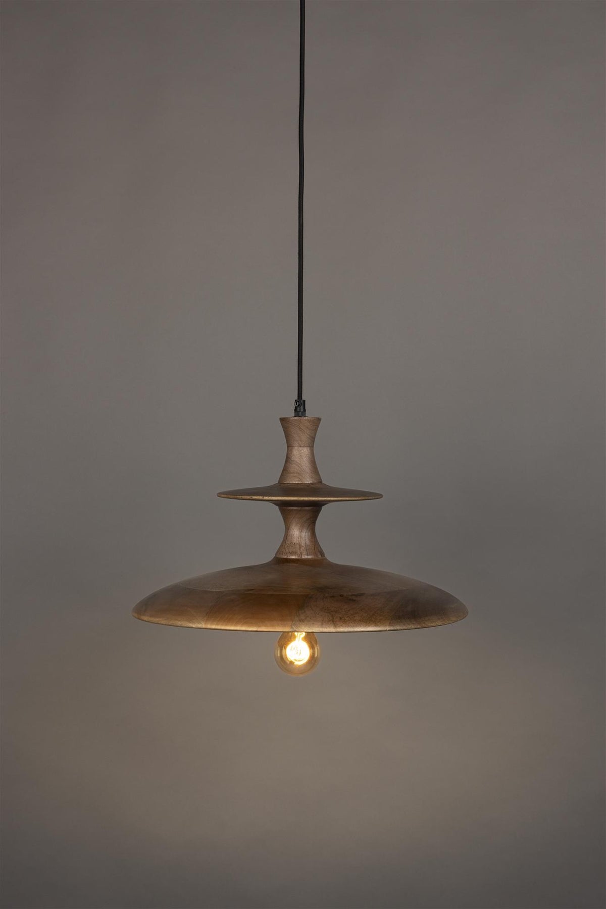Závesná lampa CATH z mangového dreva
