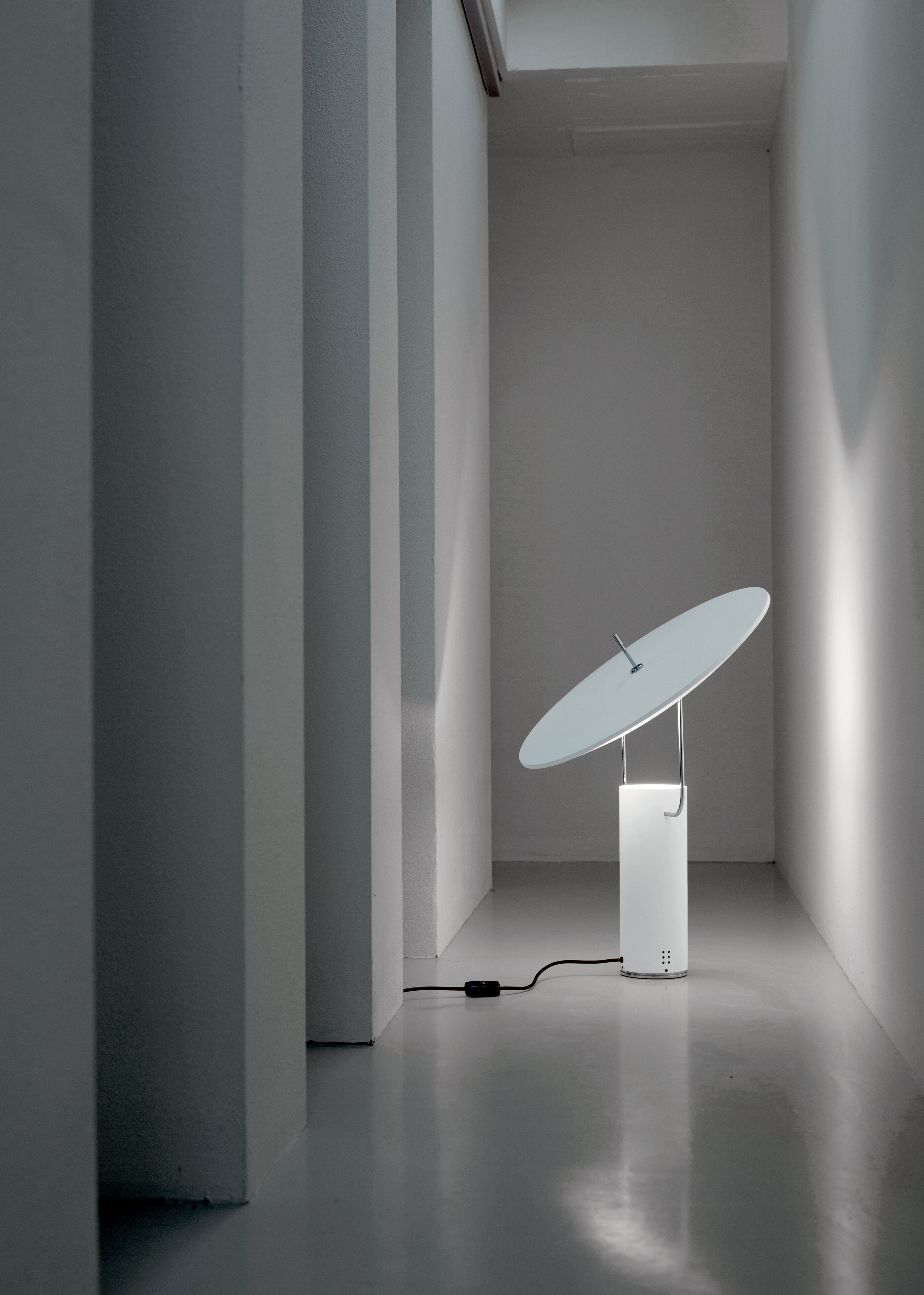 Stolná lampa TX1 biela