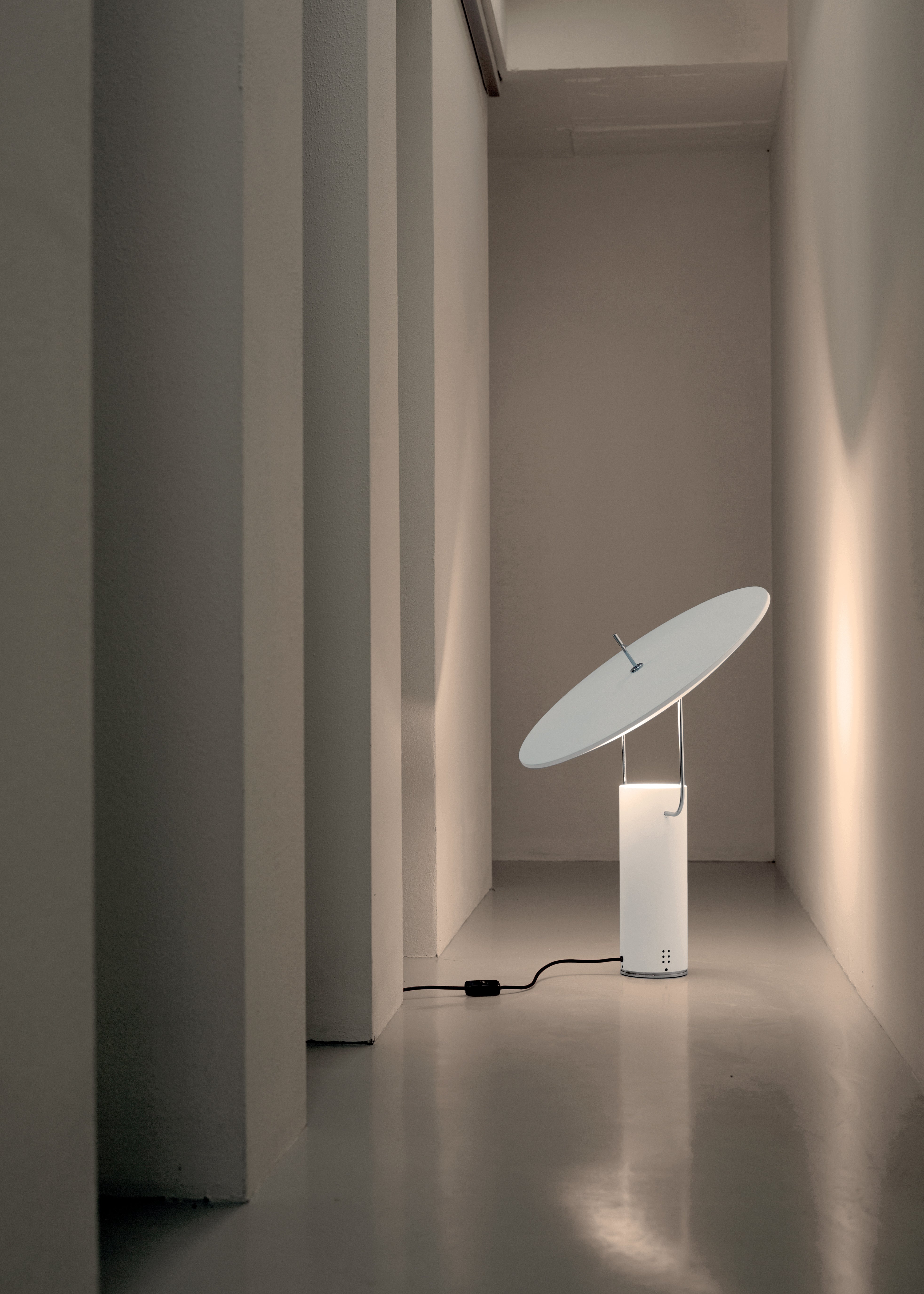 Stolná lampa TX1 biela