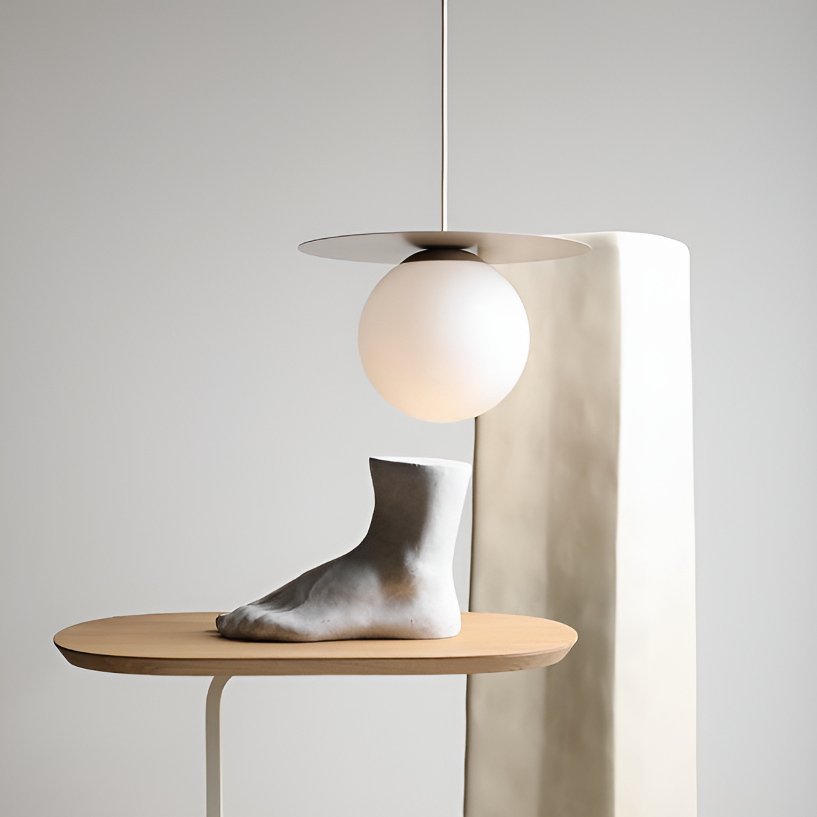 Loop beige hanging lamp
