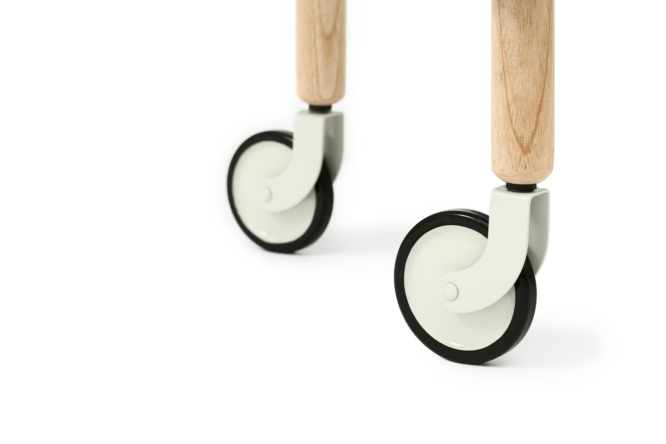 BLOCK gray wheelchair with ash legs