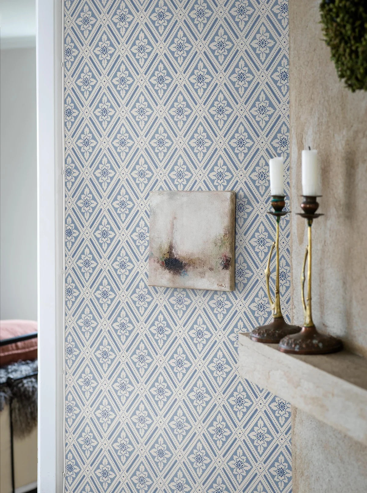 Papierová flizelínová tapeta s geometrickým vzorom ESTER modrá