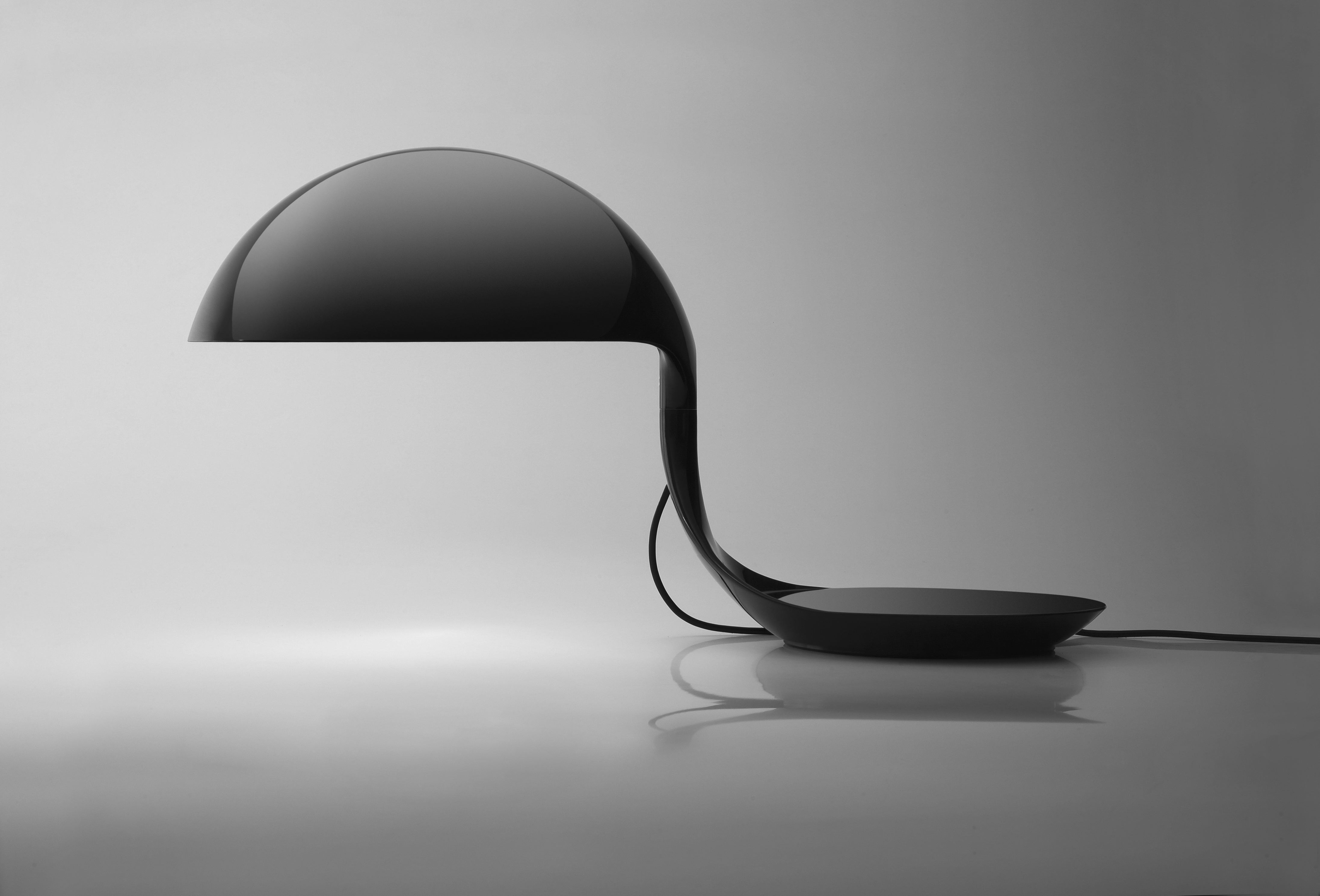 Lampa stolná COBRA lesklá čierna