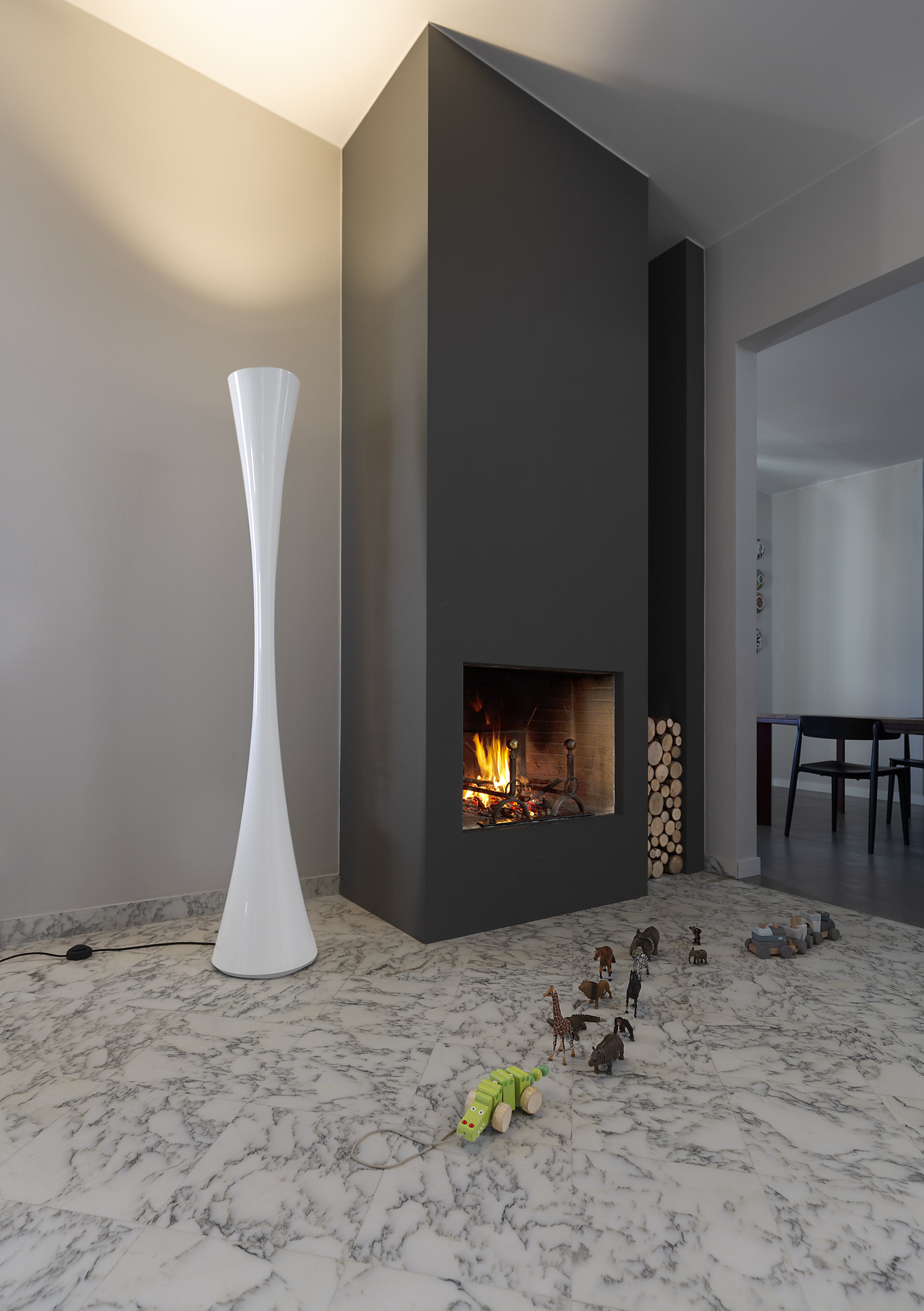 BICONICA Floor Lamp in Pearl Gold