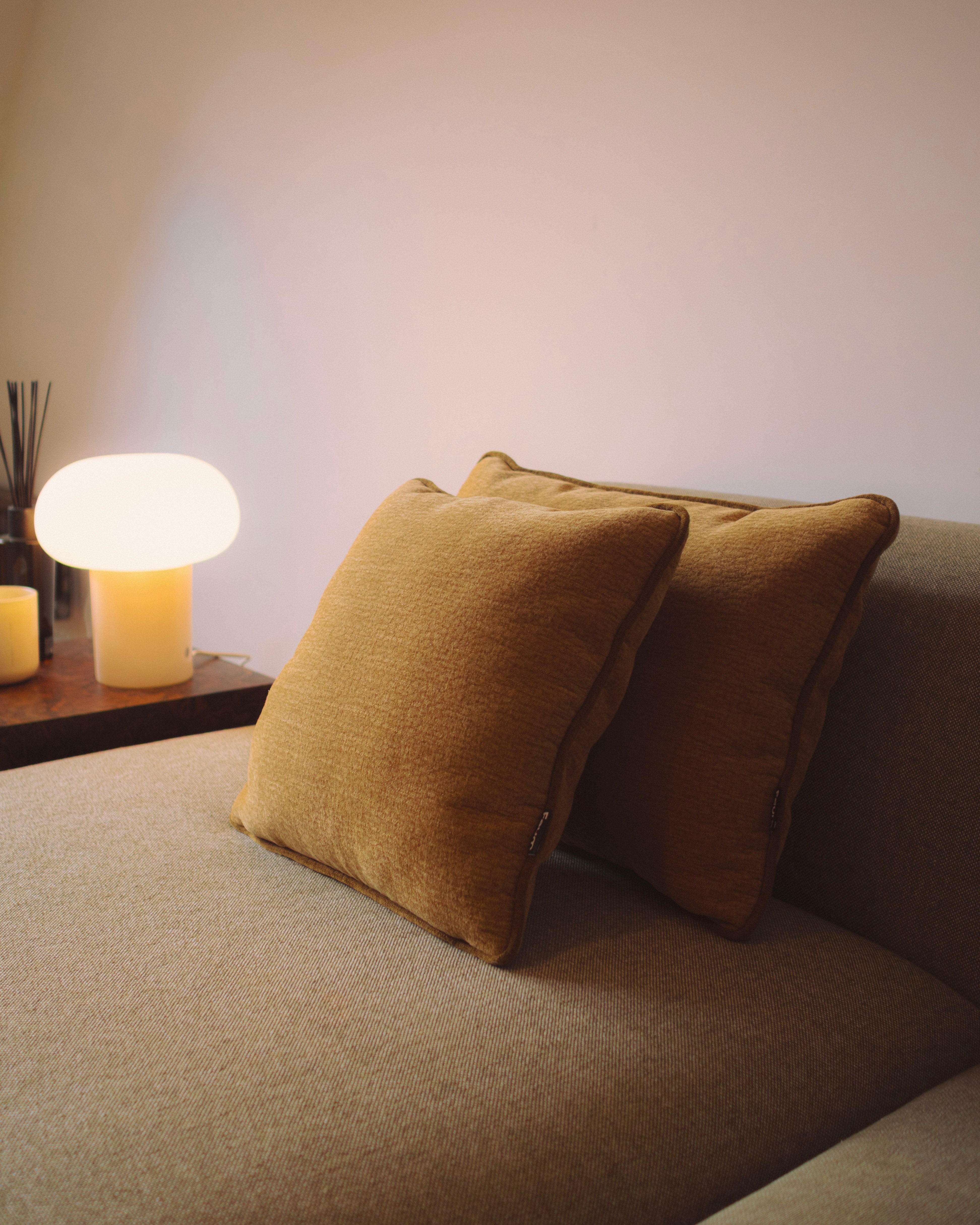 Vankúš MIU jantárová oranžová