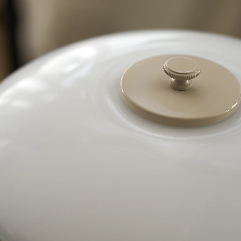 Stolná lampa PH 2/1 biela s béžovým podstavcom