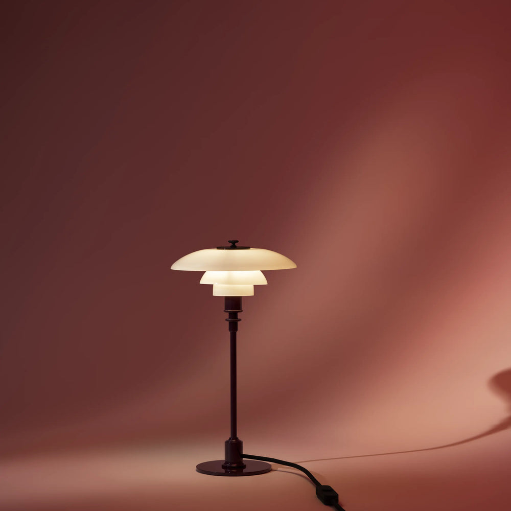 Lampa stolná PH 2/1 biela s bordovou základňou