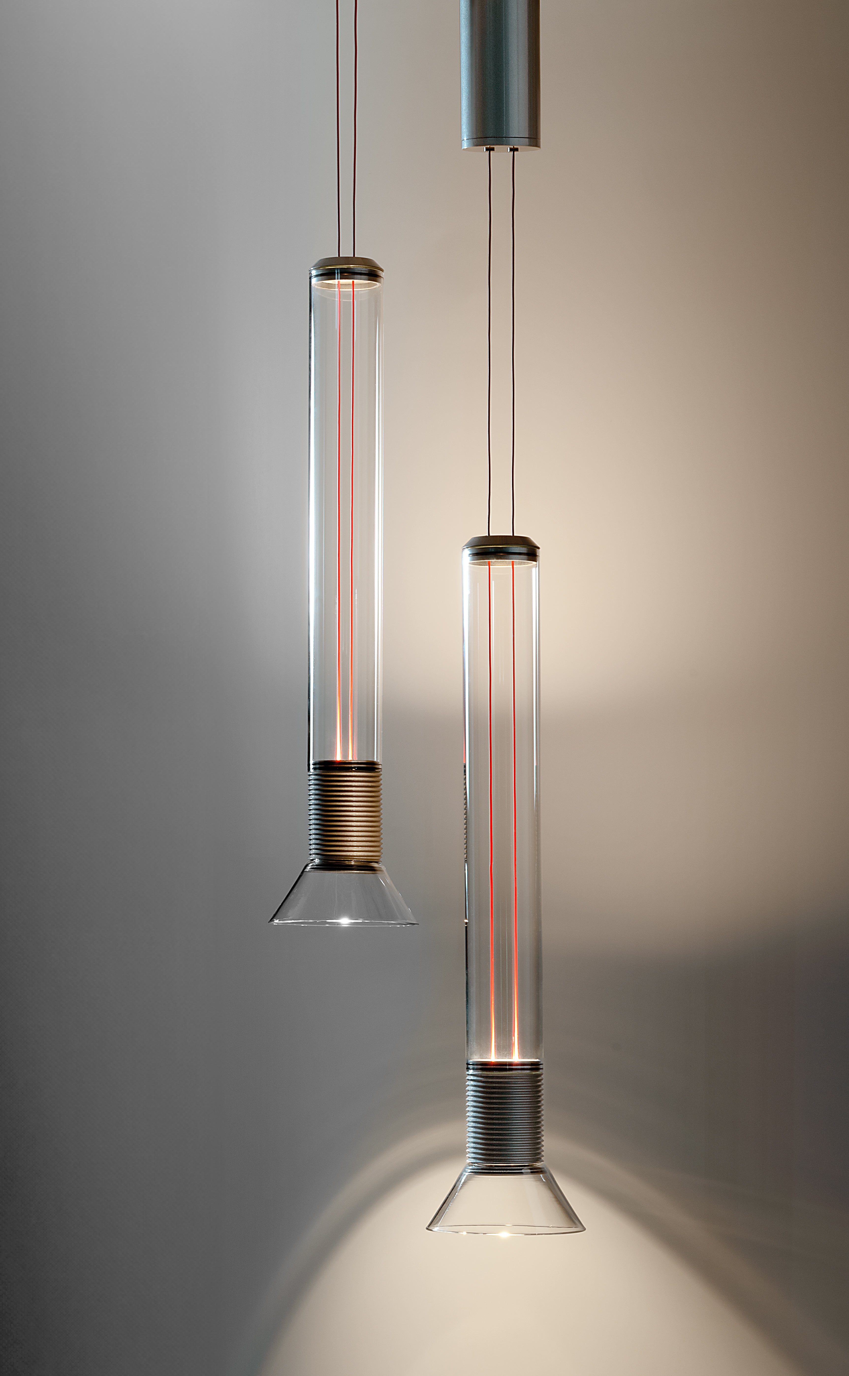 Lampa visící DIA transparentná s matnými hnedými prvkami
