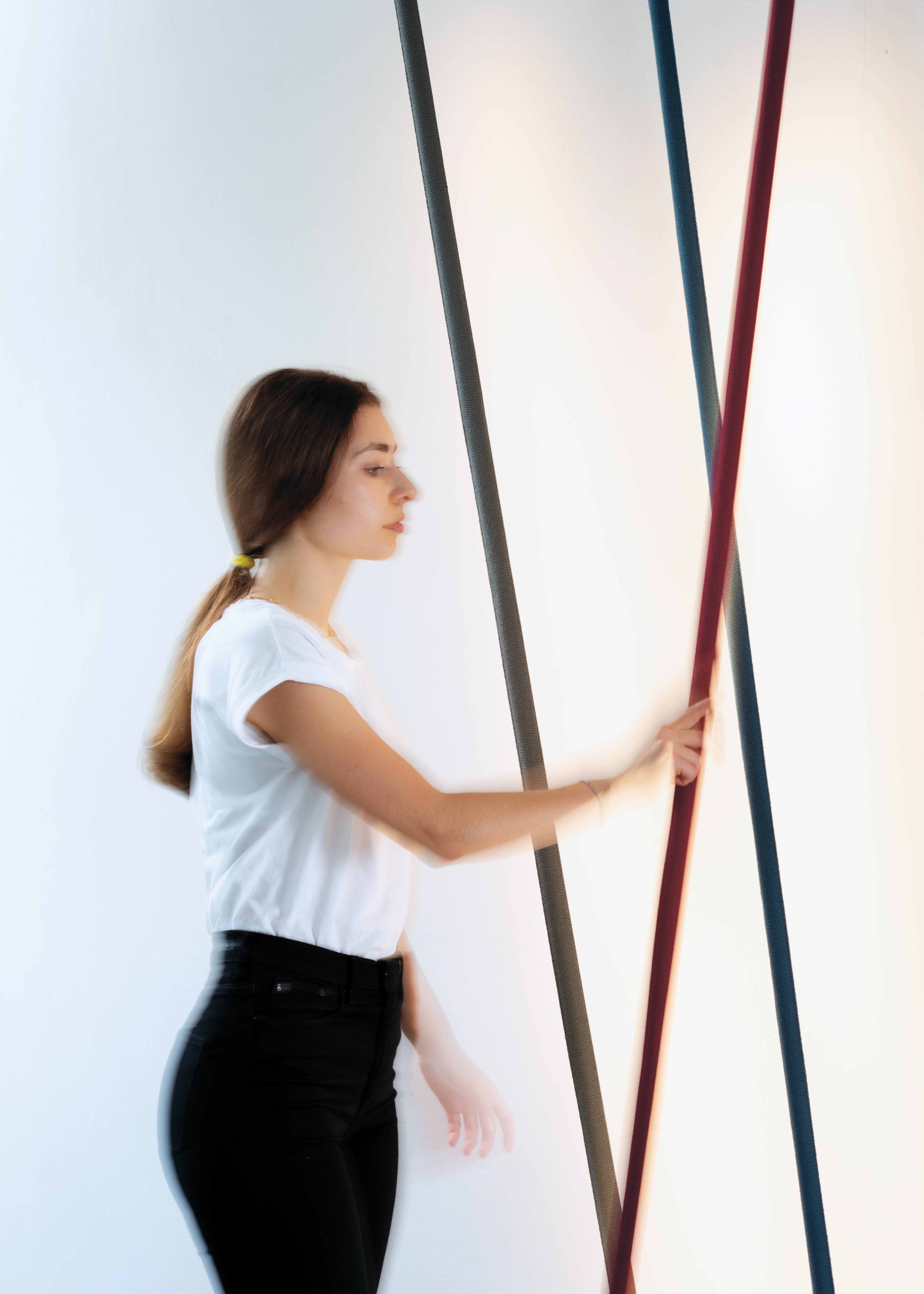 Podlahová lampa ELASTICA modrá