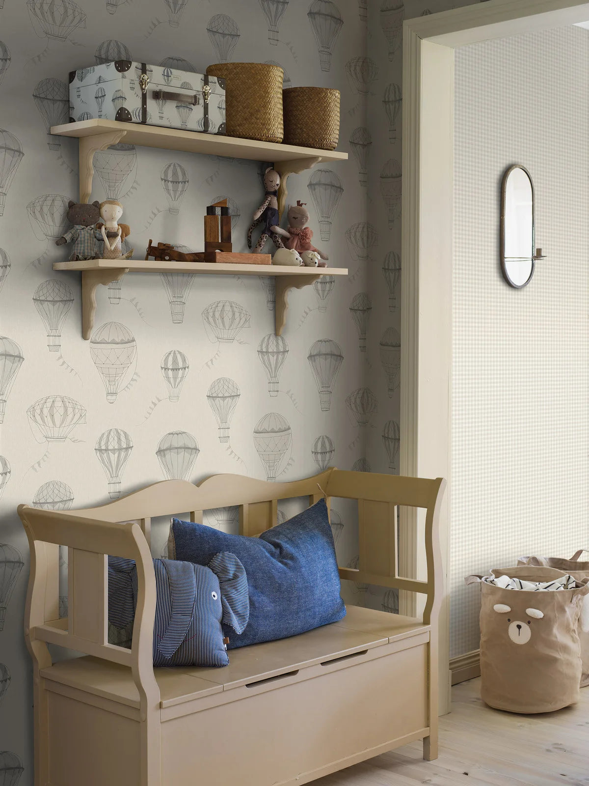 Children's Wallpaper UP IN THE SKY cream with gray