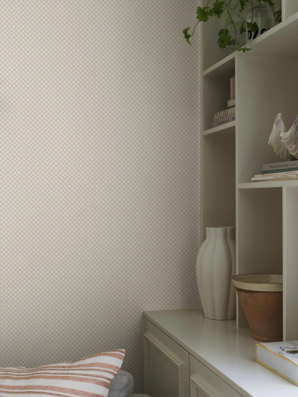 Tapeta s geometrickým motívom SELMA béžová