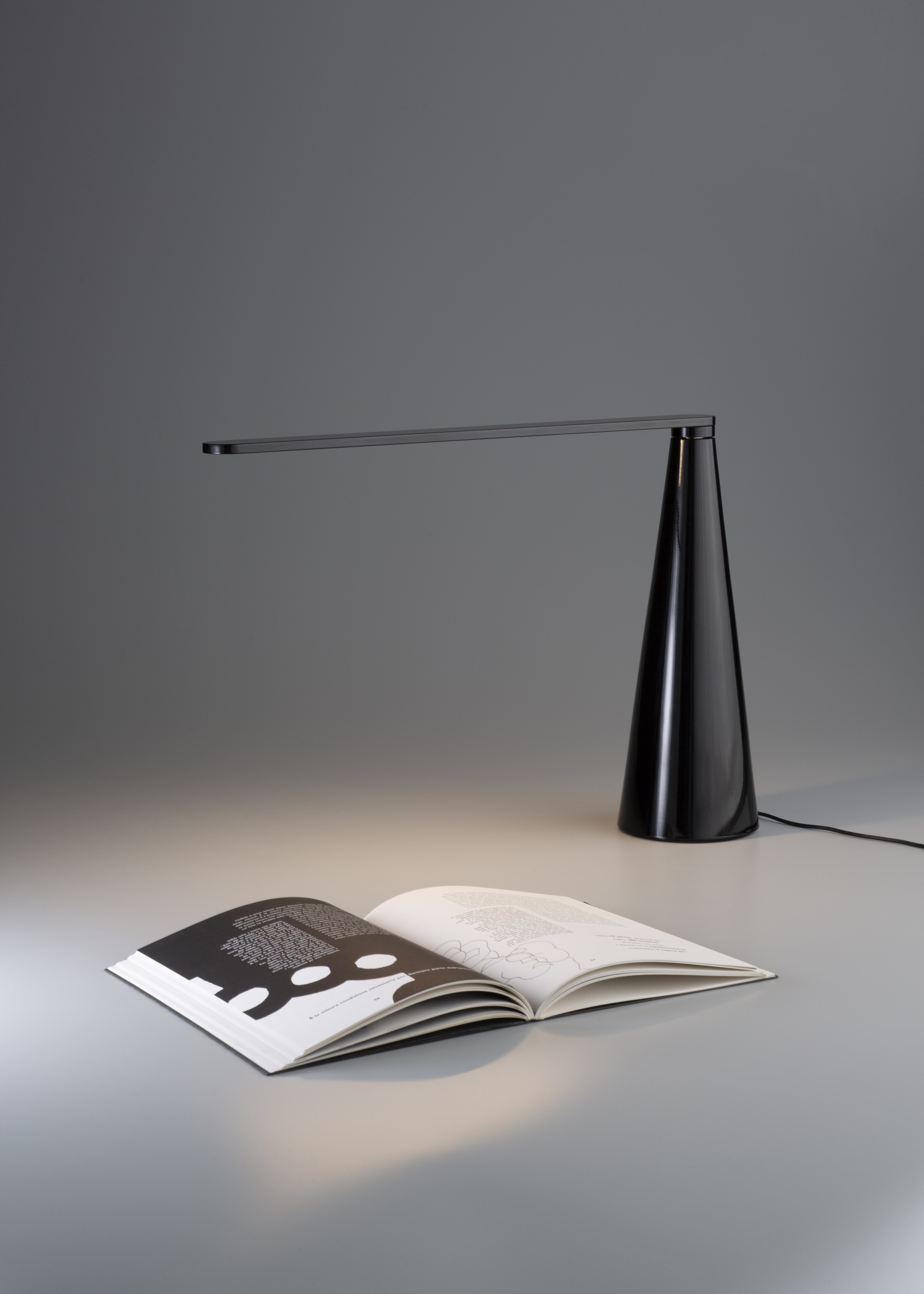 Stolná lampa ELICA lesklá biela
