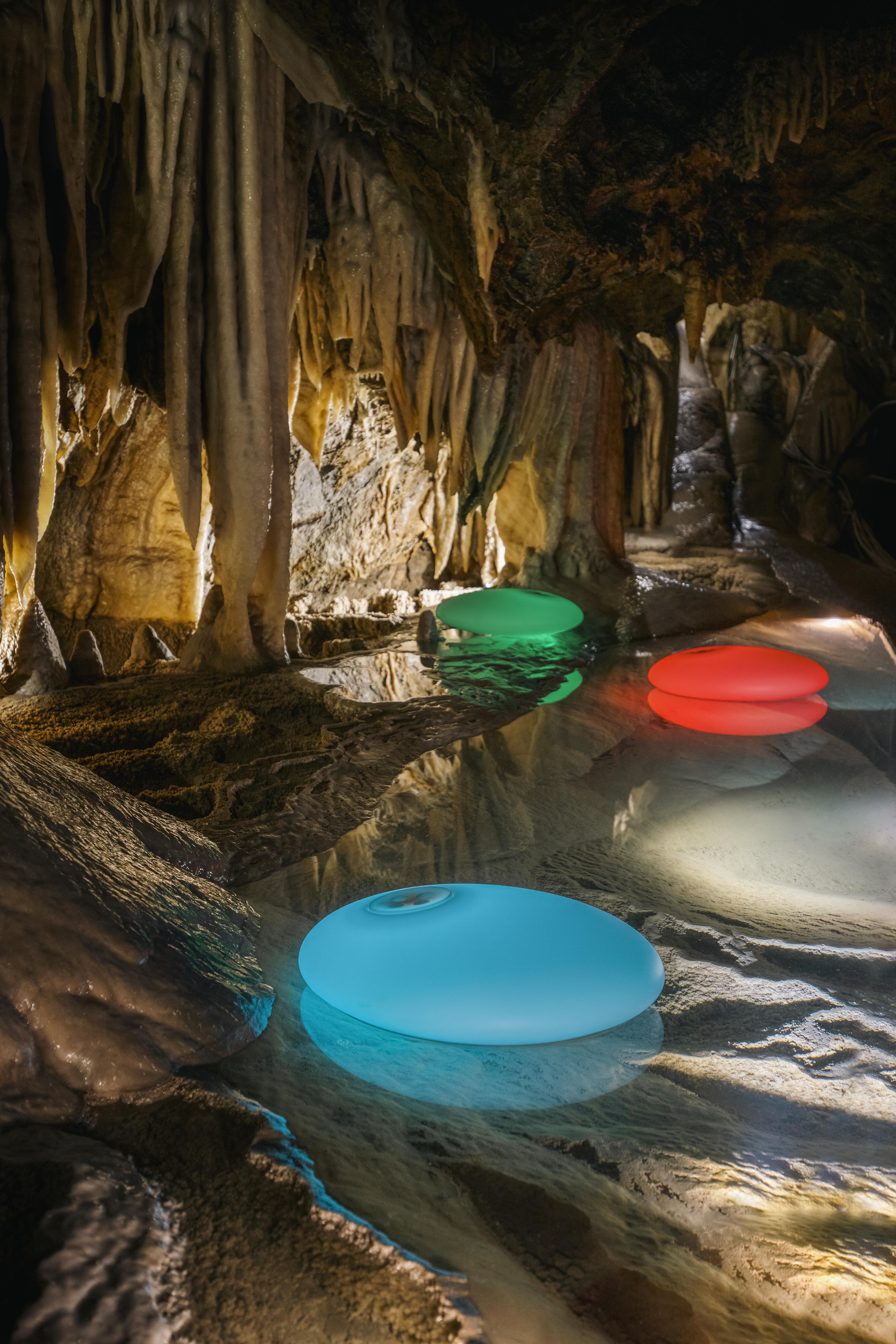 Záhradná podlahová lampa GLOUGLOU POL biela