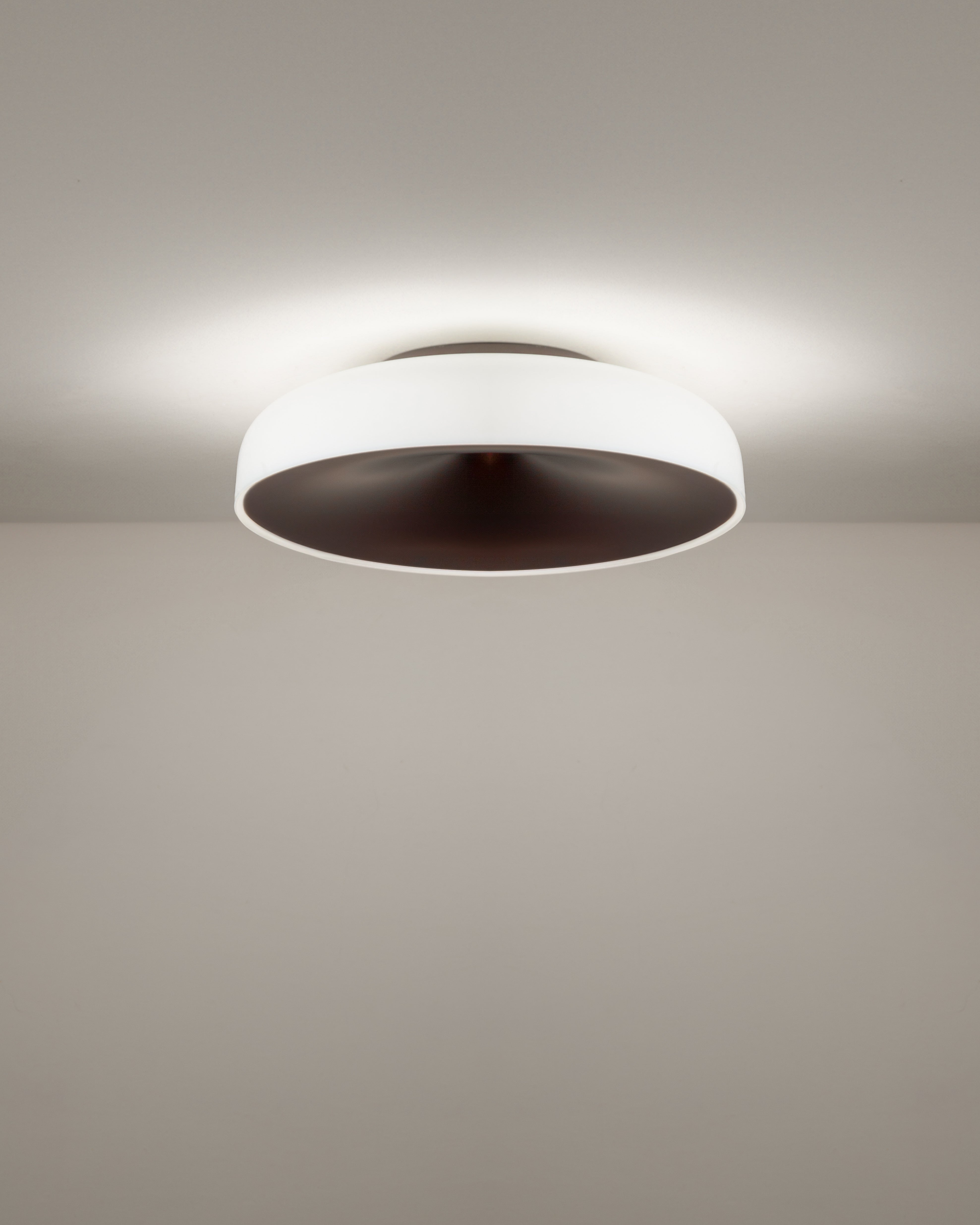 CHET-B ceiling lamp in matte brown with white.