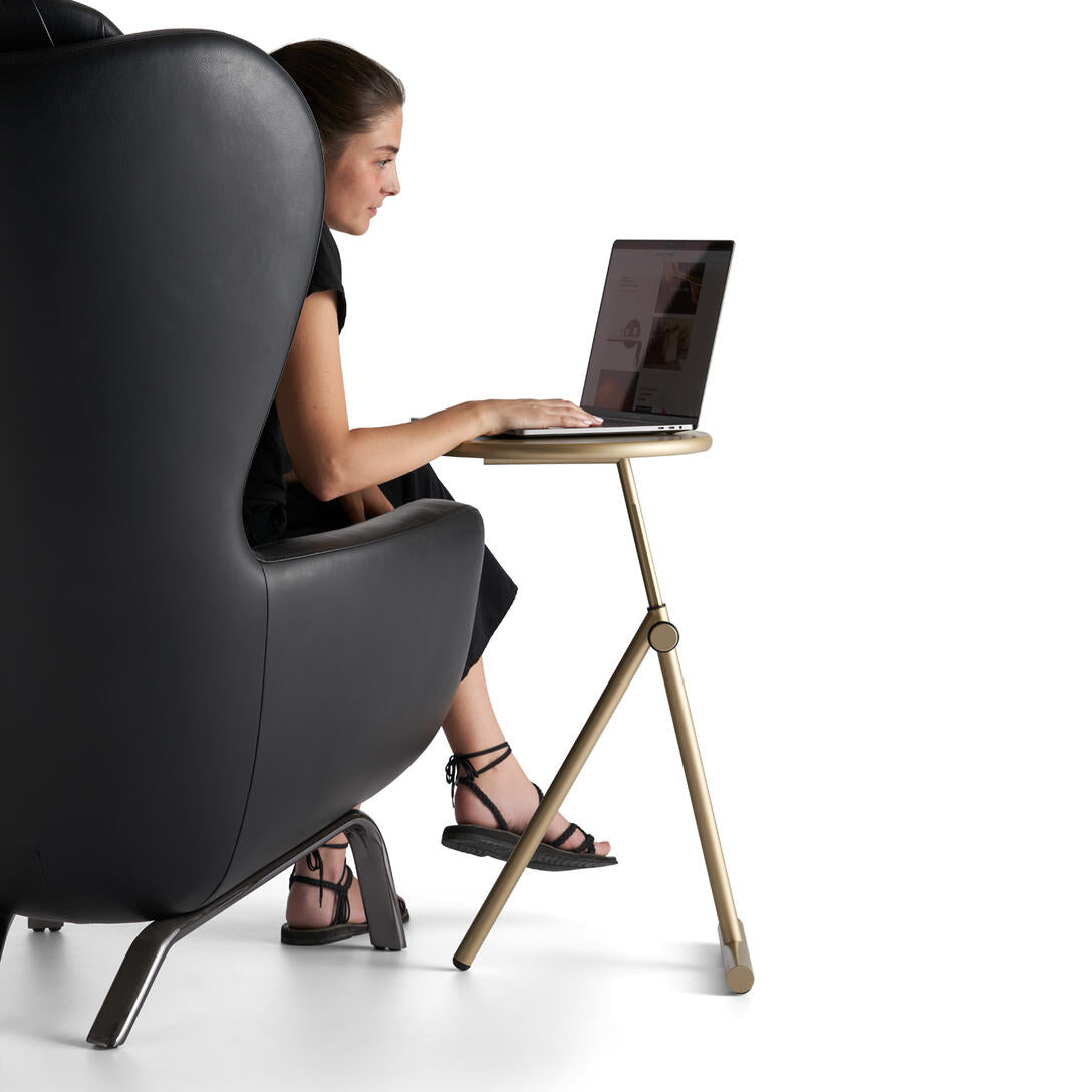 Bočný stolík KOJI zlatý