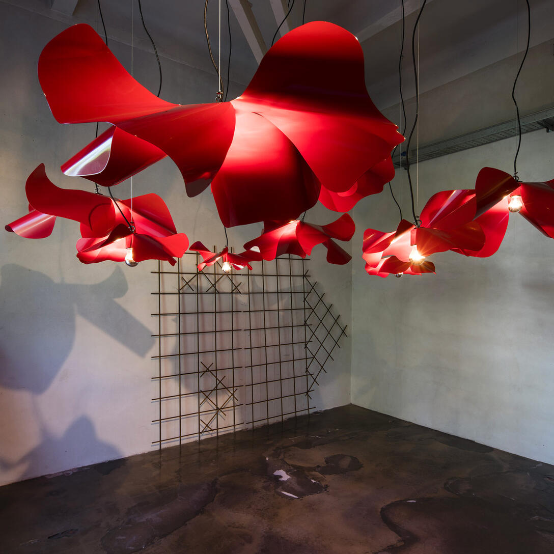 Závesná lampa PAPAVERO červená