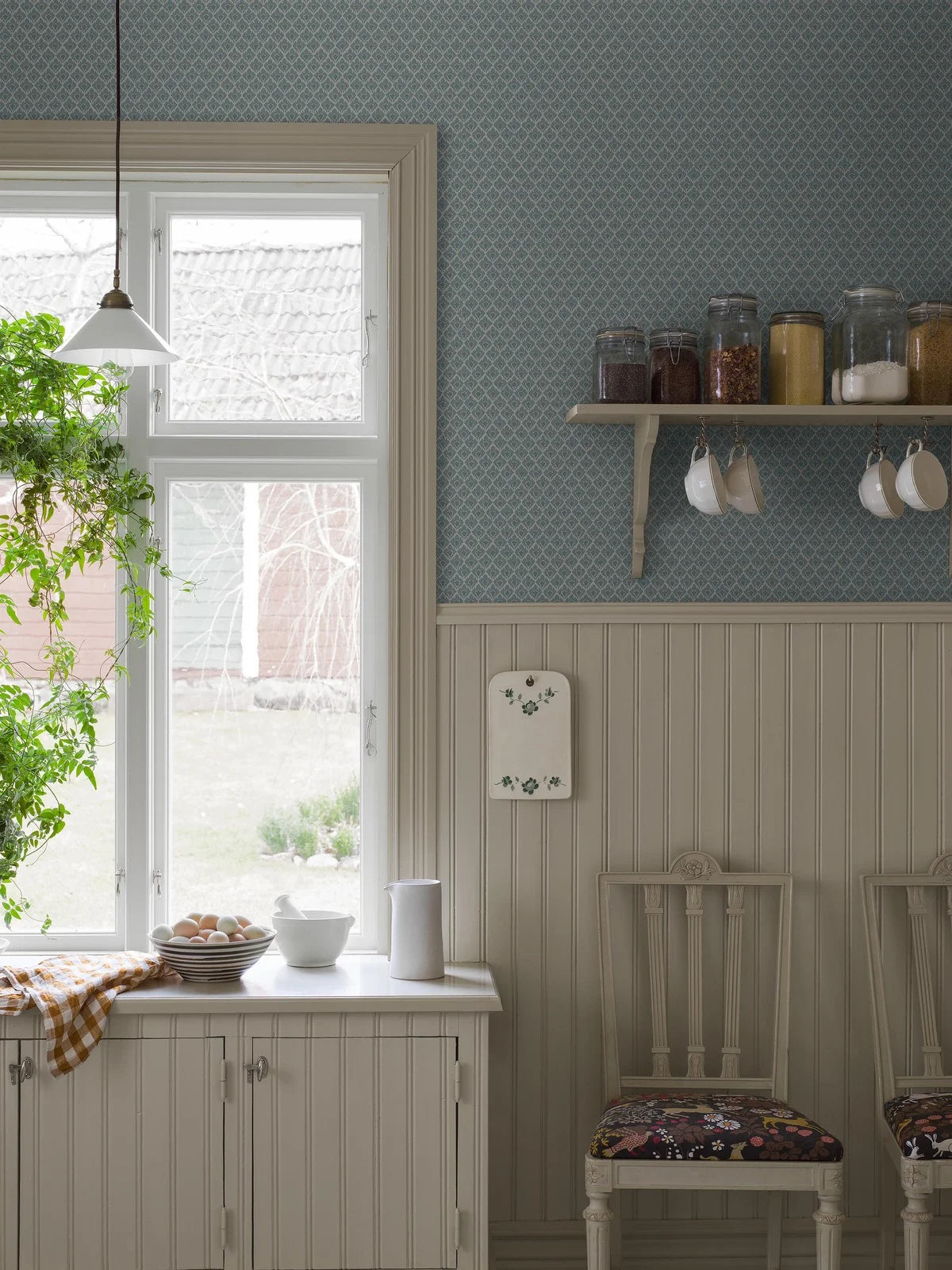 Papierová flizelínová tapeta s geometrickým vzorom SVEA modrá