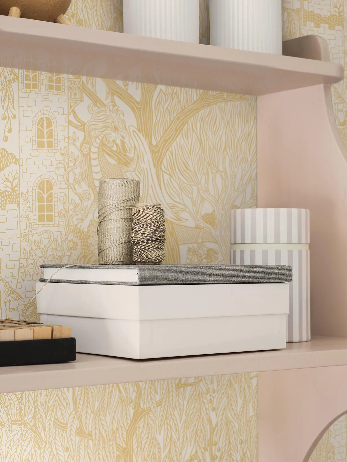 Children's wallpaper with a fairy tale theme KINGDOM OF THE WILLOW yellow