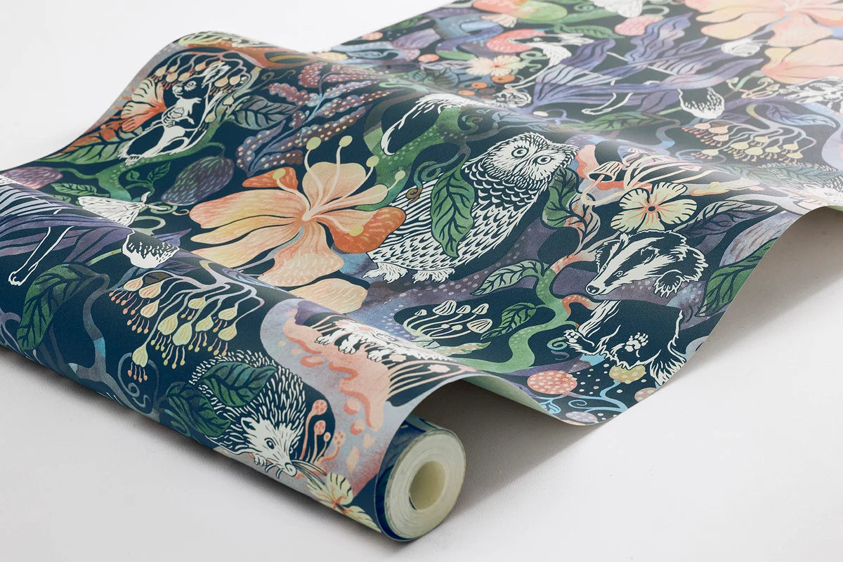 Detská tapeta s motívom rozprávkového lesa MAGIC WOODS modrá s ružovou