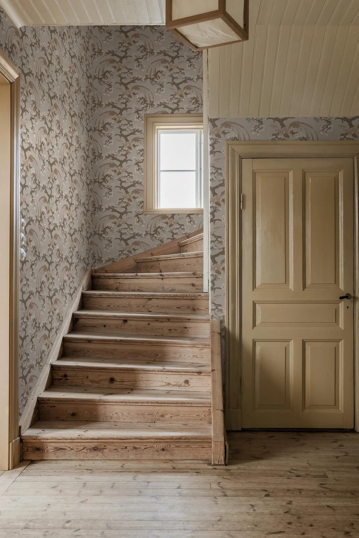 FENIX Wallpaper with Plant and Animal Motif in Muted Beige