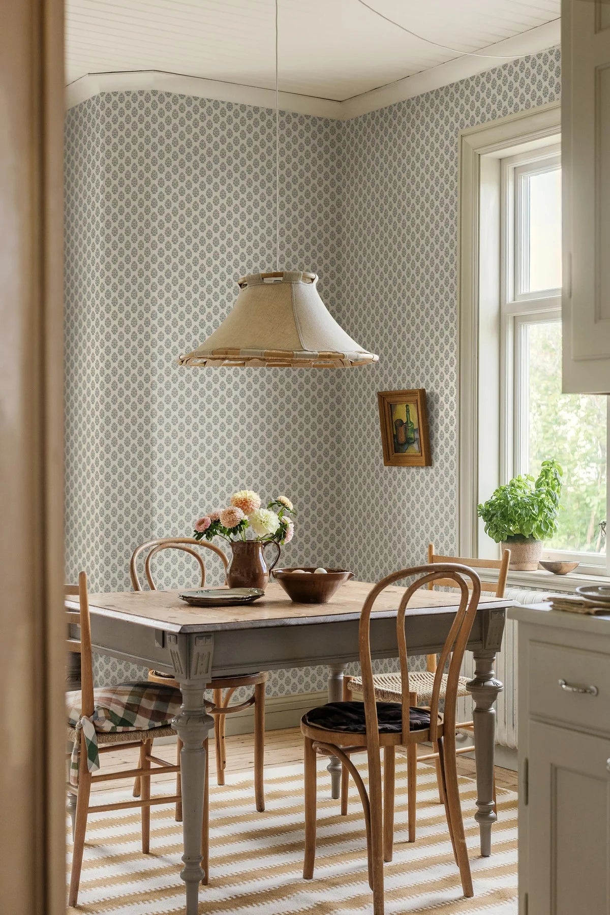 SIBYLLA Beige Floral Plant Motif Wallpaper with Green