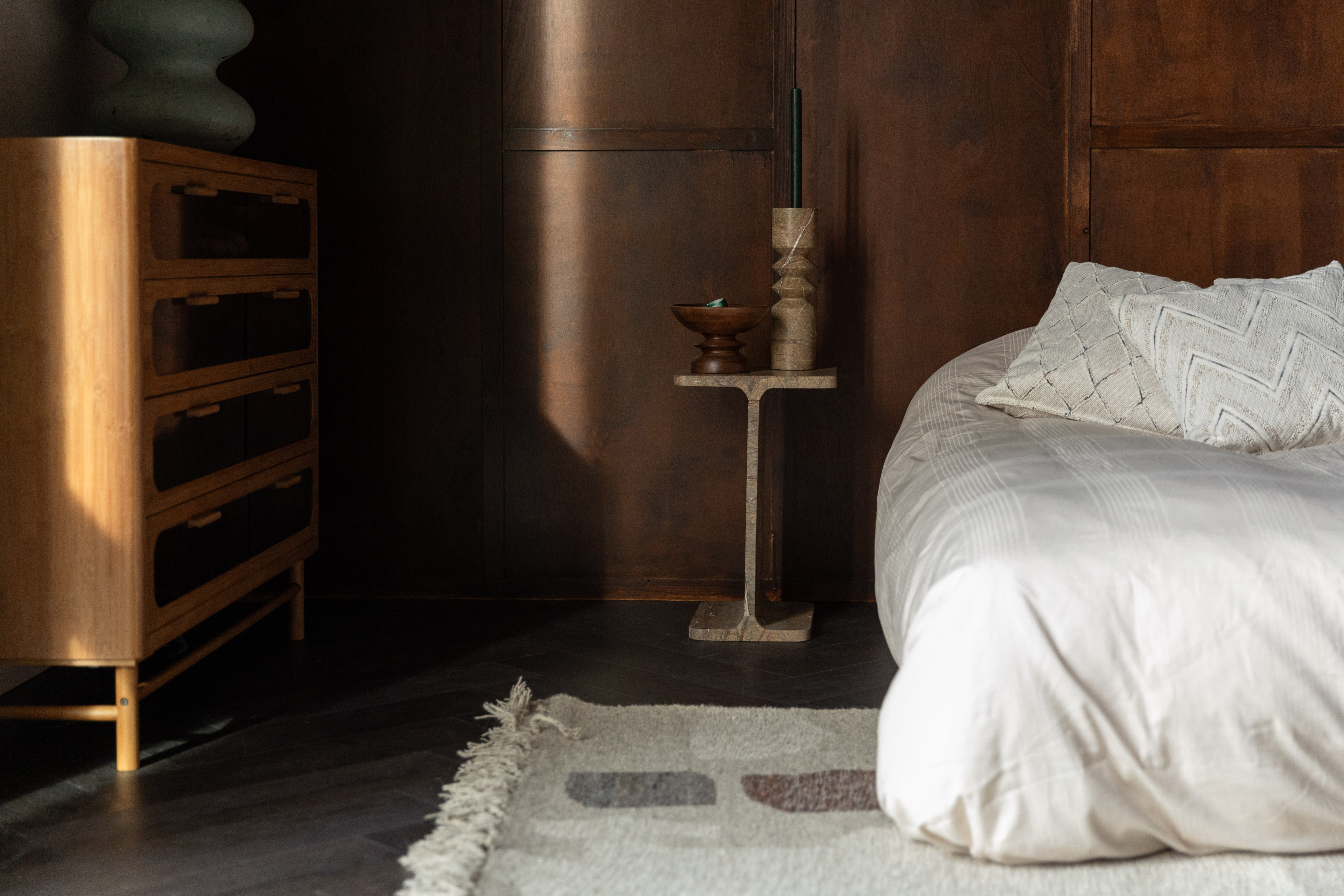 Sviečnik SATPURA hnedý mramor