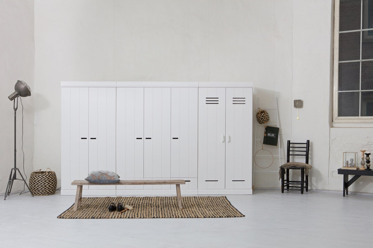 Connect white 2-door wardrobe