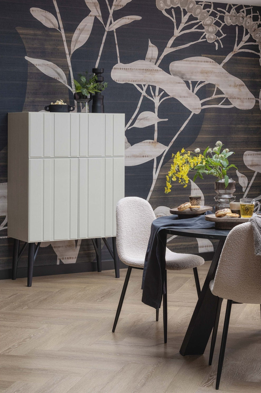 Okrúhly stôl RHONDA TRIO čierne dubové drevo