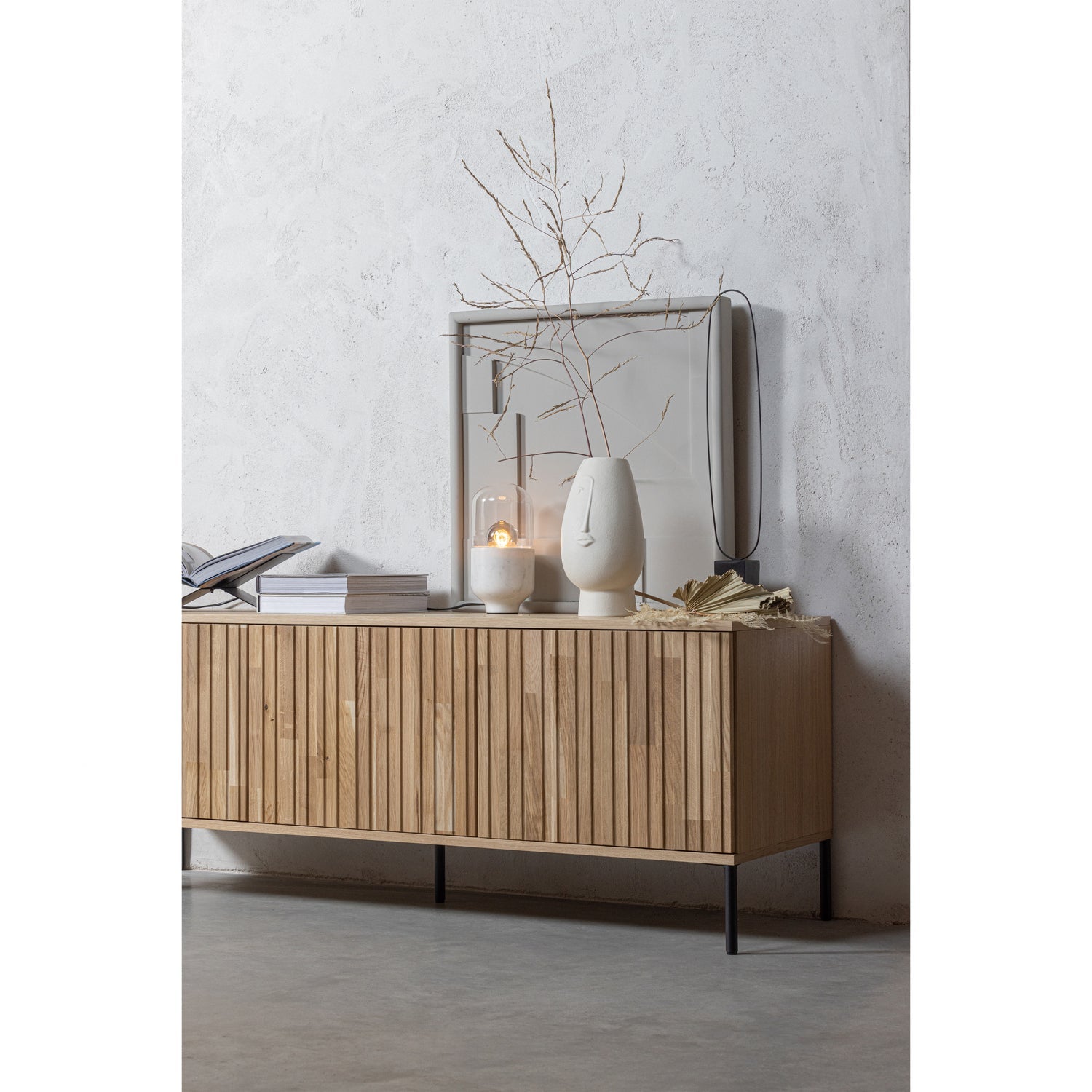 BROOK Book Stand Black