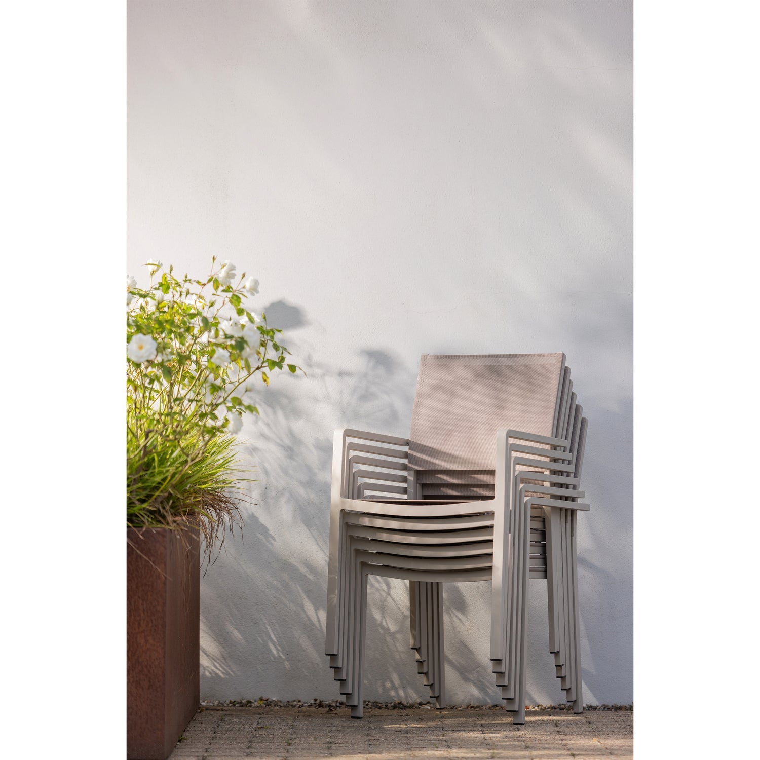 Záhradná stolička FOWL piesková