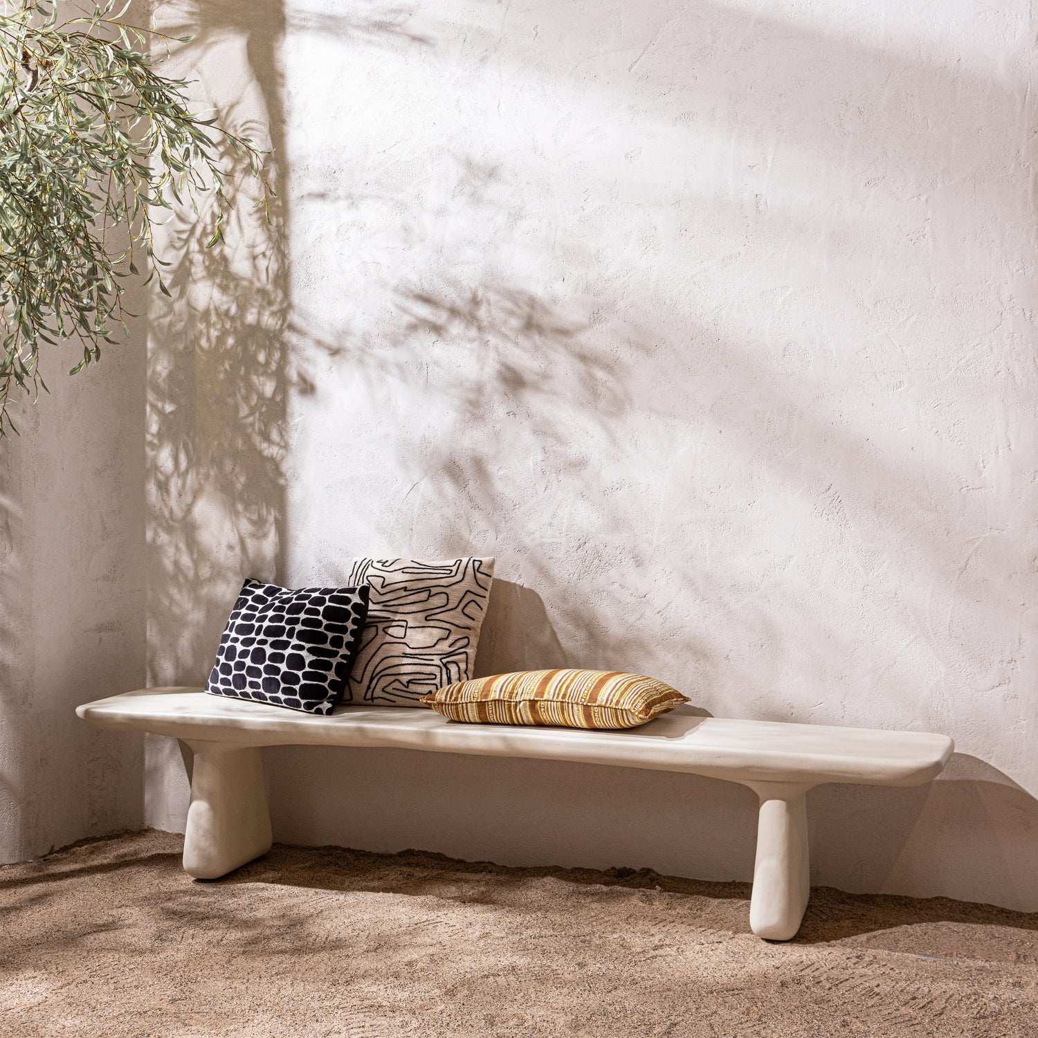 LOGGIA Cream Bench