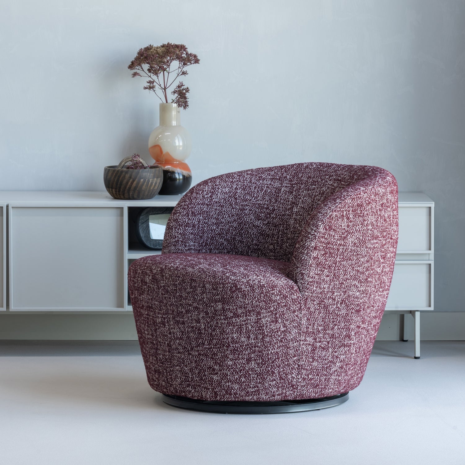SERRA Burgundy Swivel Armchair