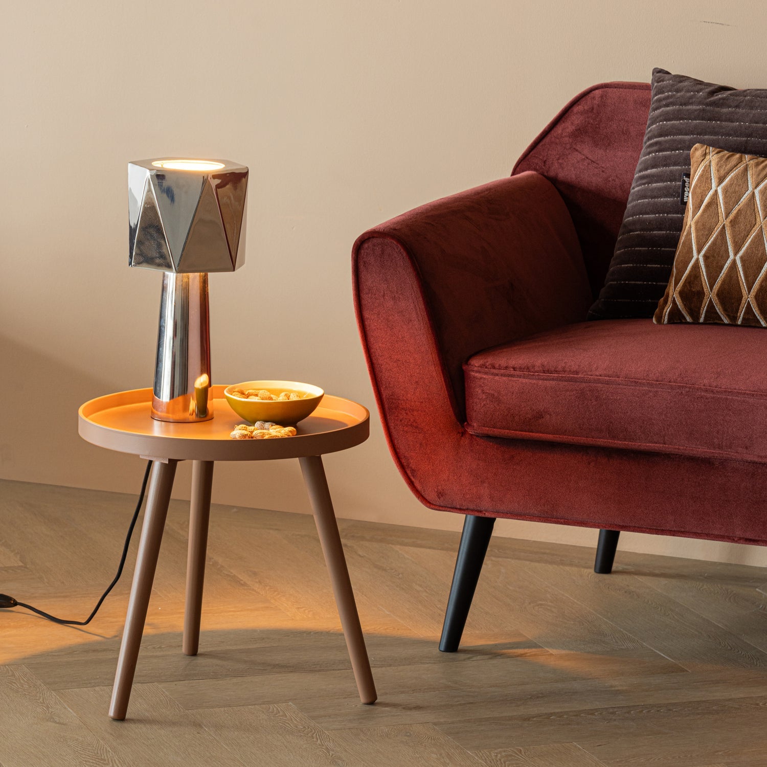 Stolik SASHA špinavá ružová