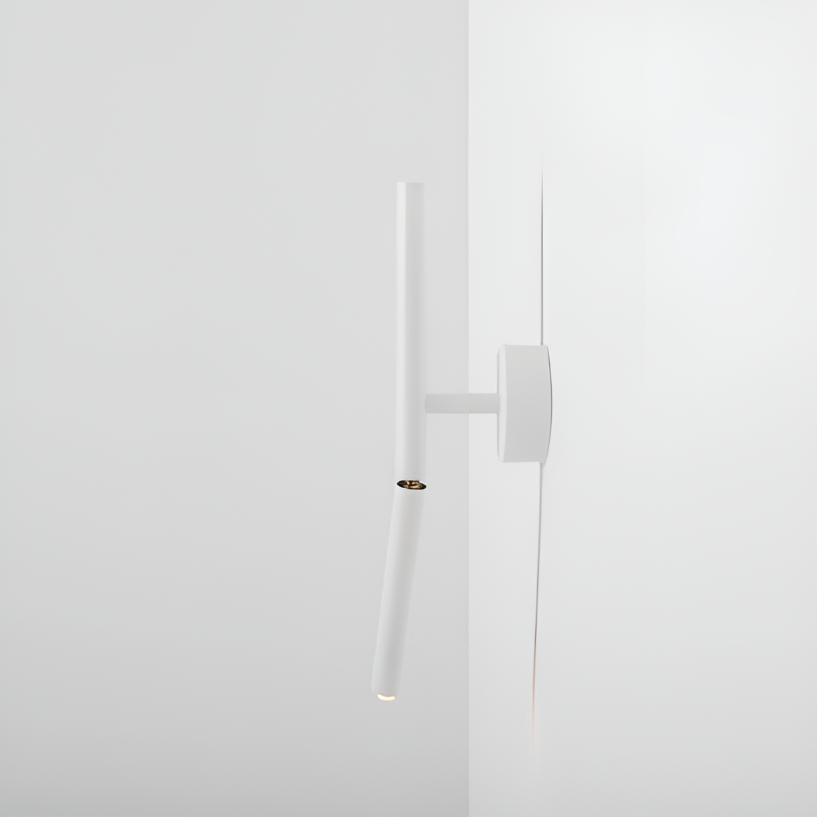 Biely nástenný svietidlo STICK