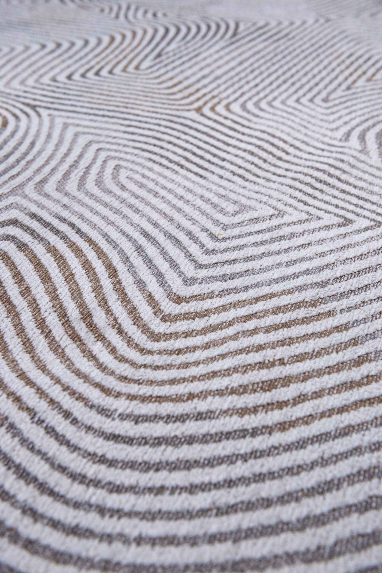 Kruhový koberec CORAL OYSTER WHITE bielo-bežový