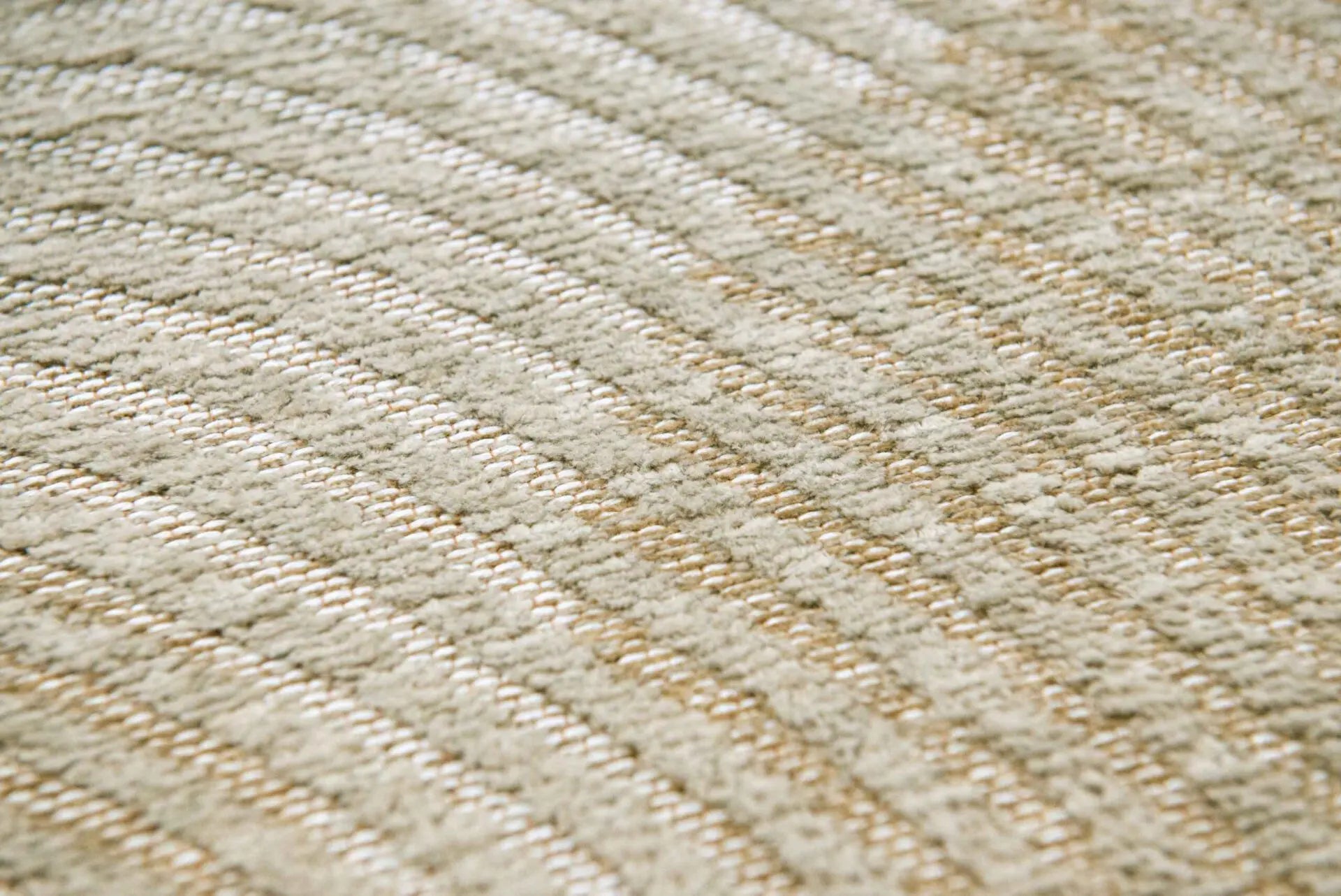 Okrúhly koberec CORAL SHELL BEIGE béžový s bielou