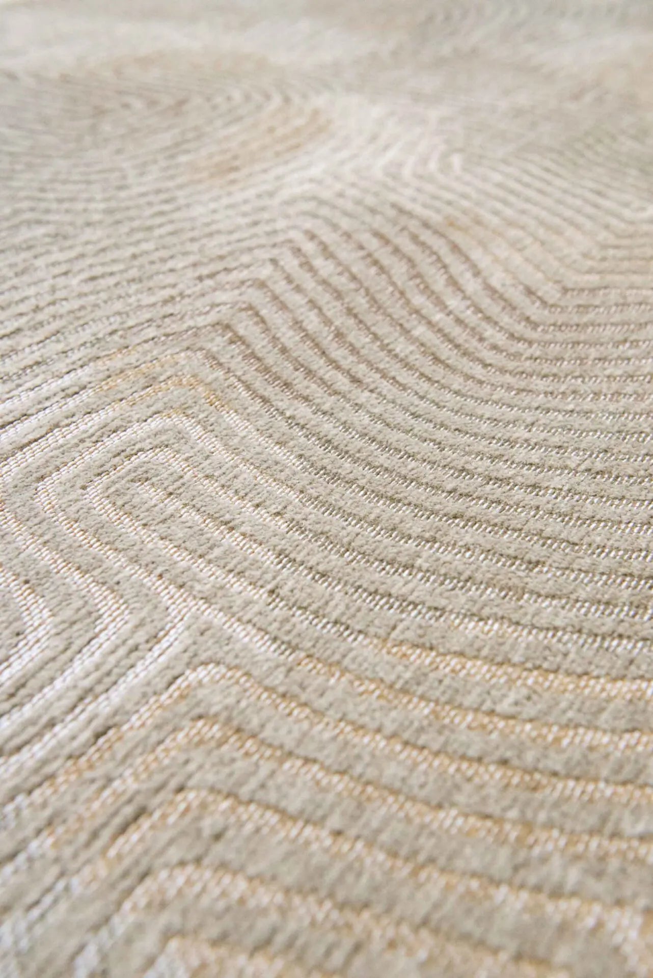 Okrúhly koberec CORAL SHELL BEIGE béžový s bielou
