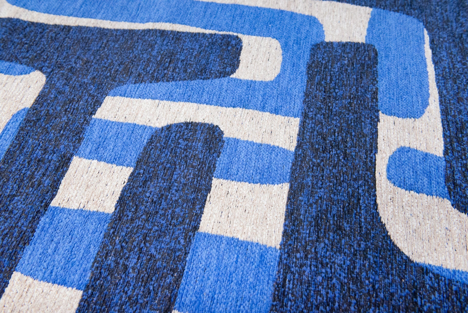 Kruhový koberec KUBA ULTRAMARÍN modrý