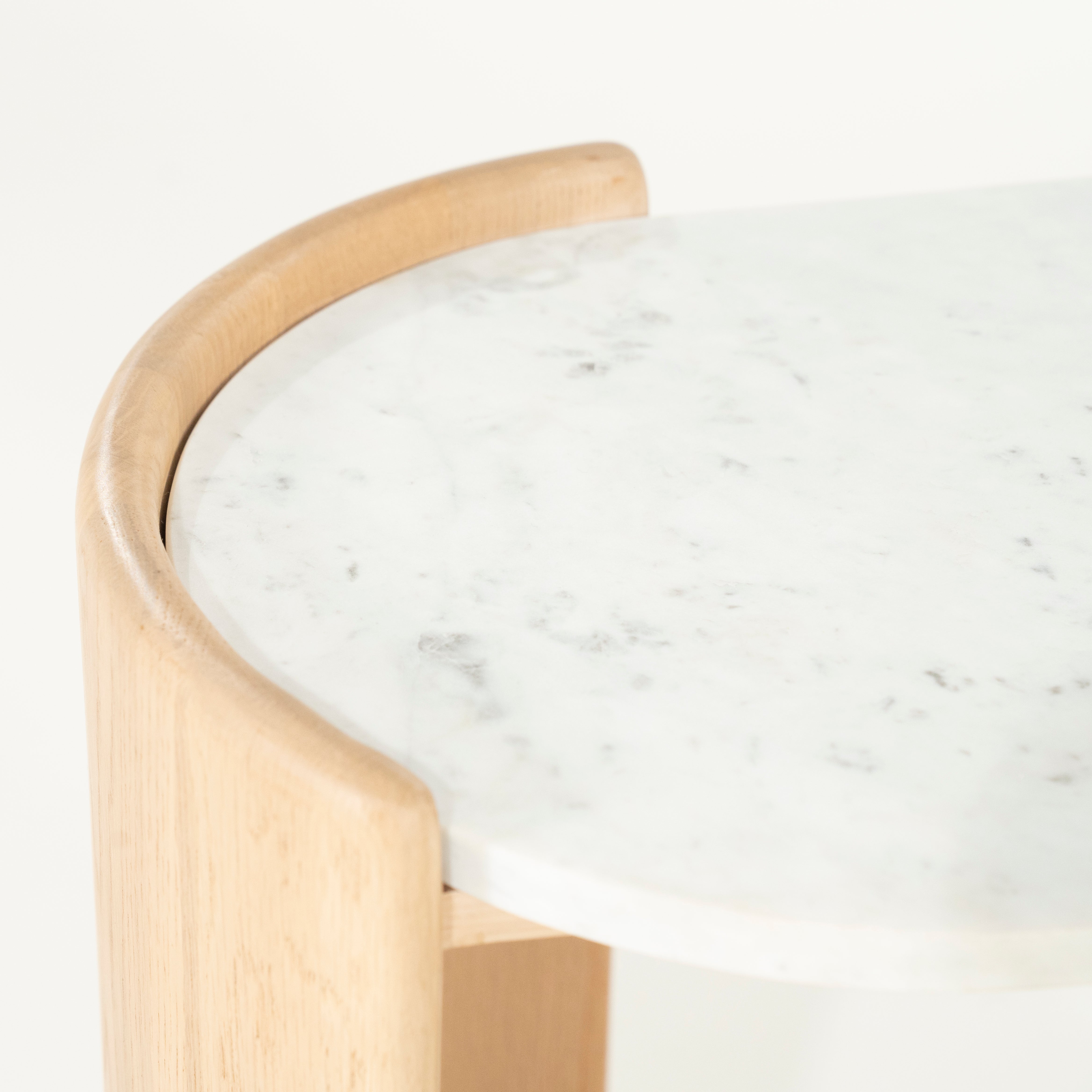 DON side table made of oak wood with a marble top