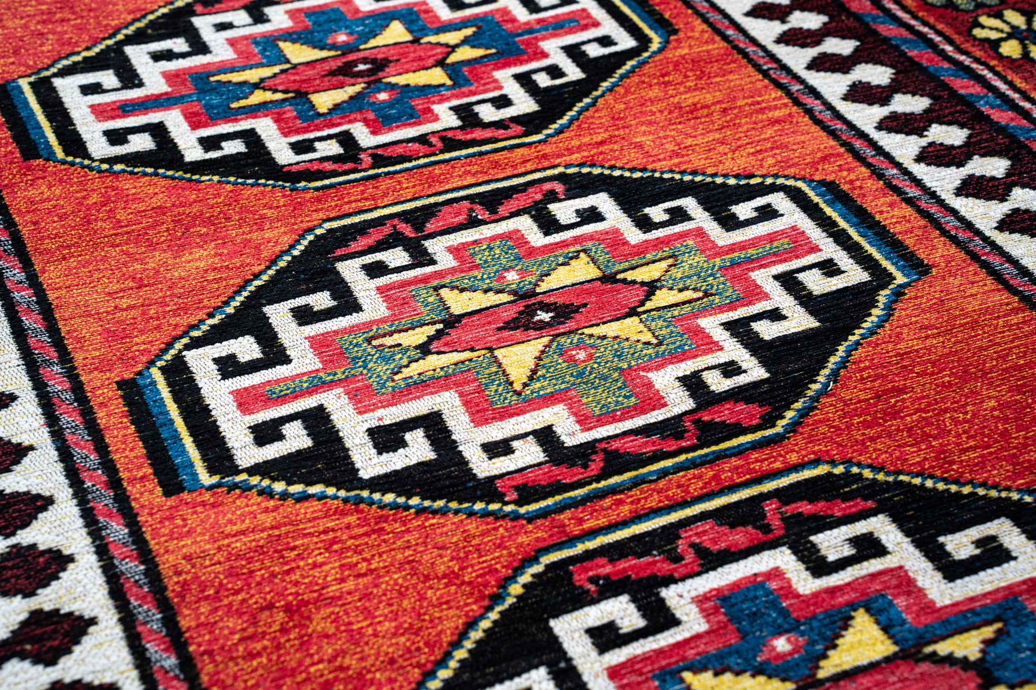 ANTALIA RED MIX rug red