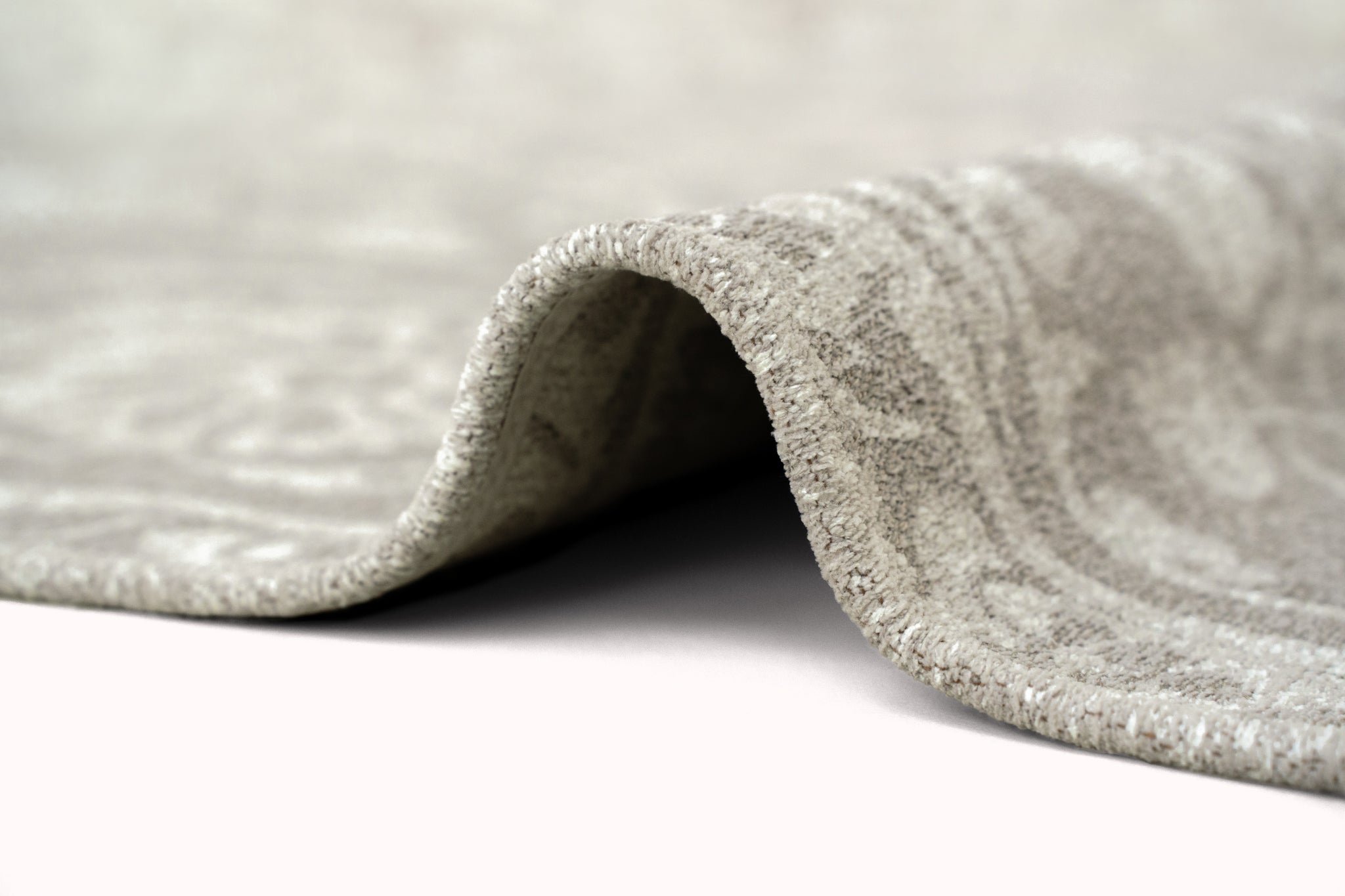 Koberec SUZANI BOREE béžový