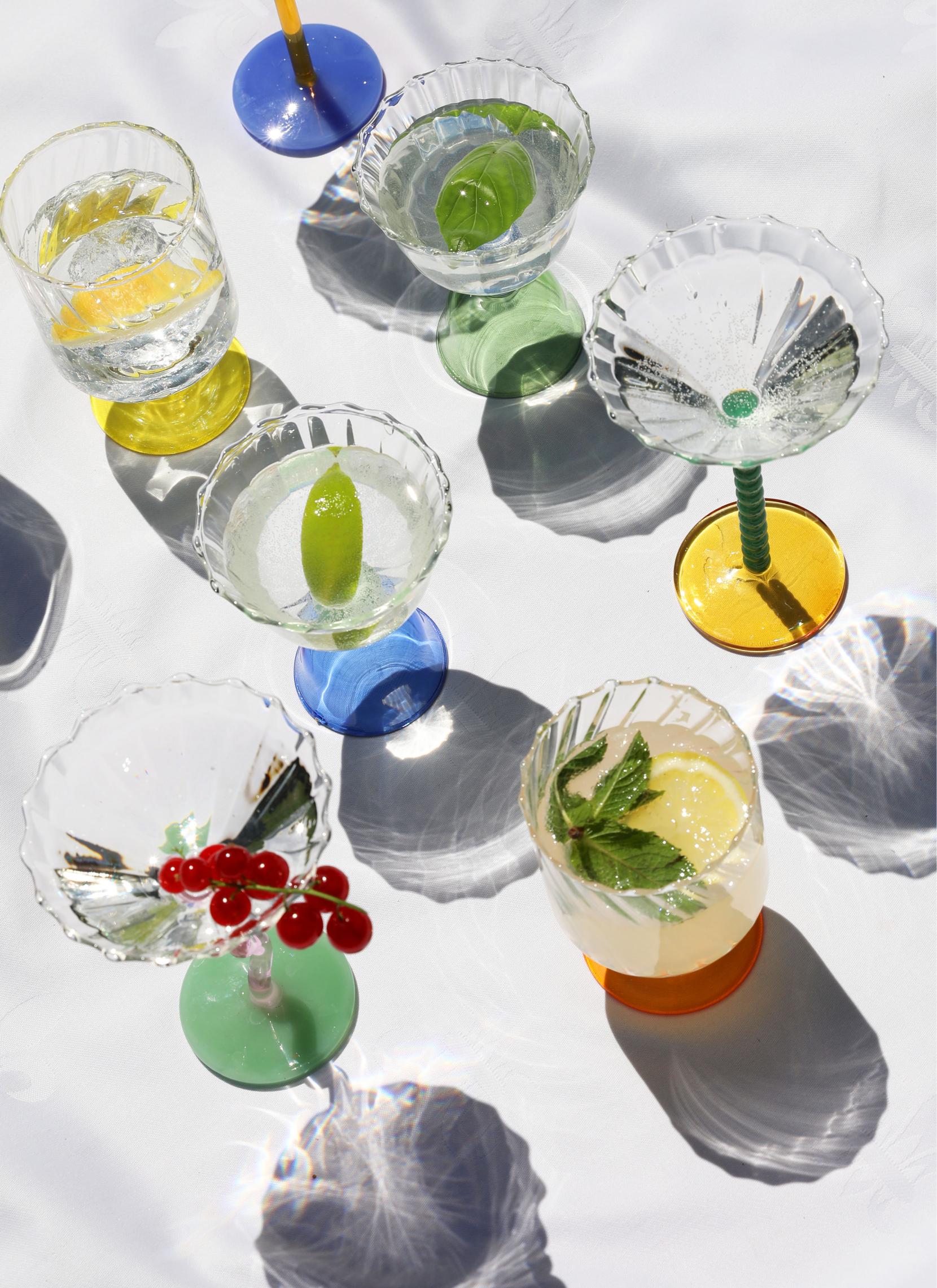 Set of Spiral Glass Bowls in Pink