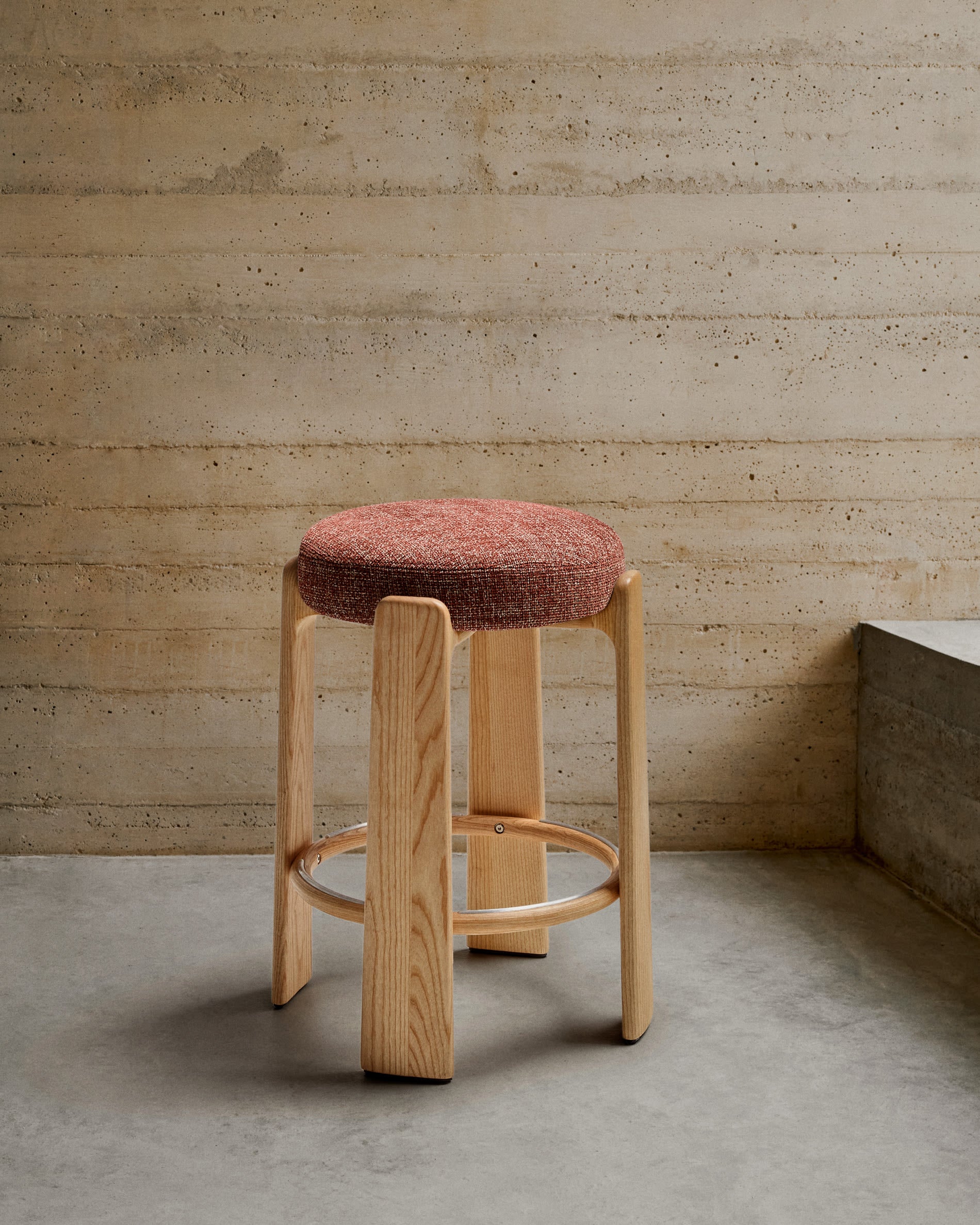 GRANITE bar stool in brown-red chenille with an ash base